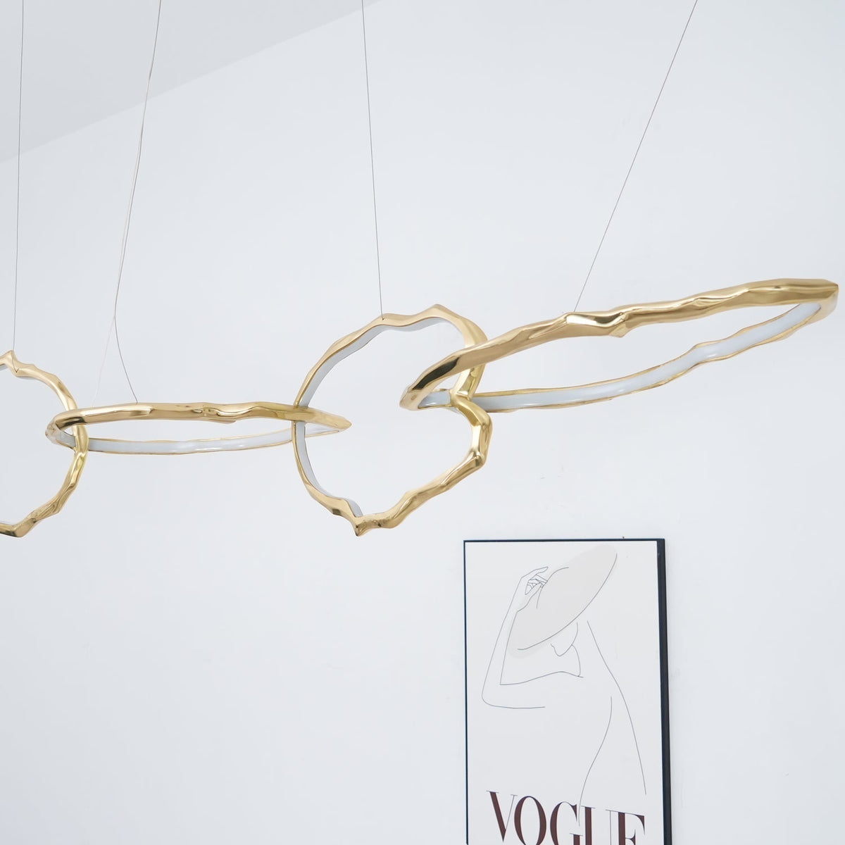 Aballs Kronleuchter Cloud Rings Series in Messing
