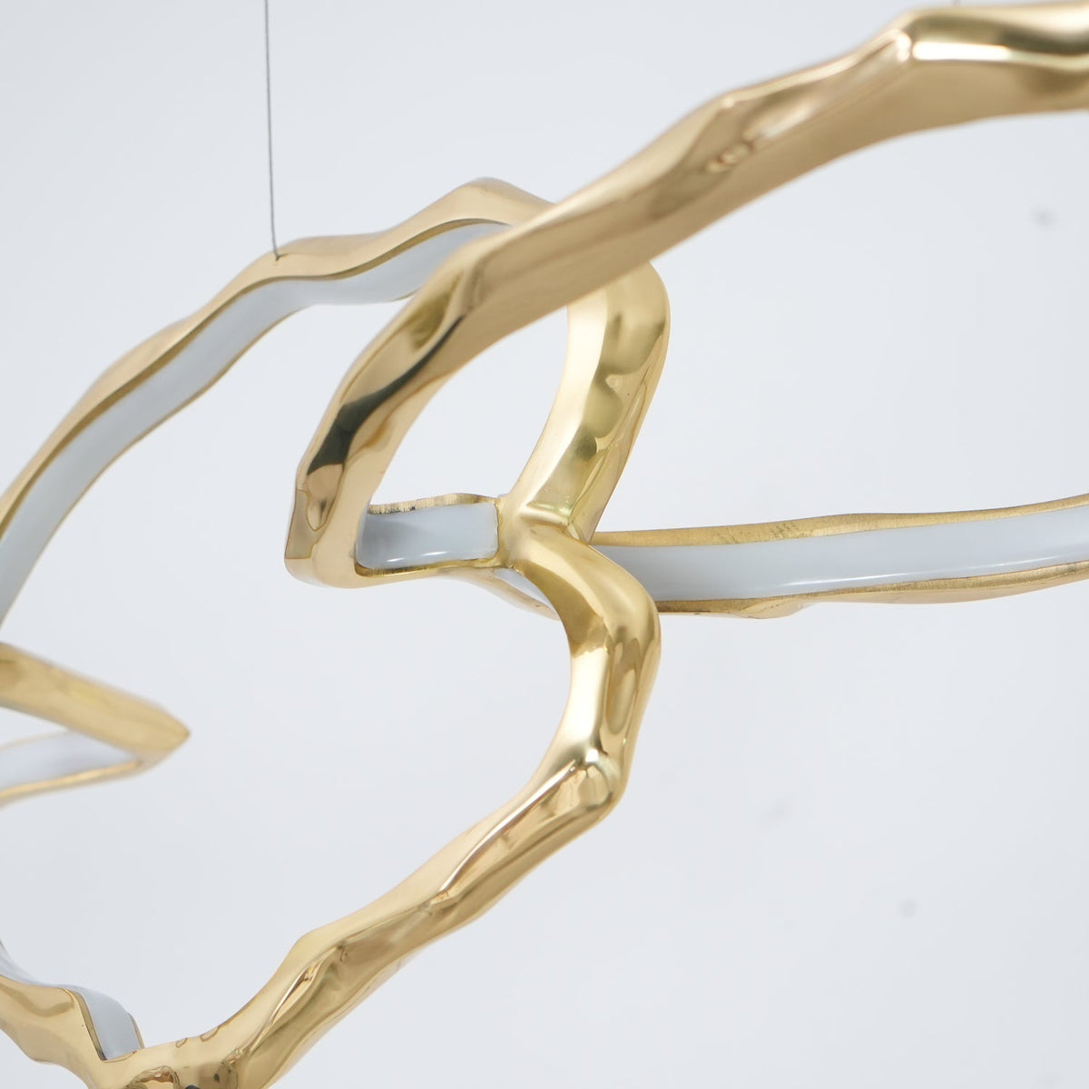 Aballs Kronleuchter Cloud Rings Series in Messing