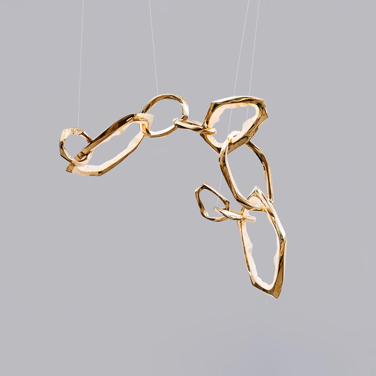 Aballs Kronleuchter Cloud Rings Series in Messing