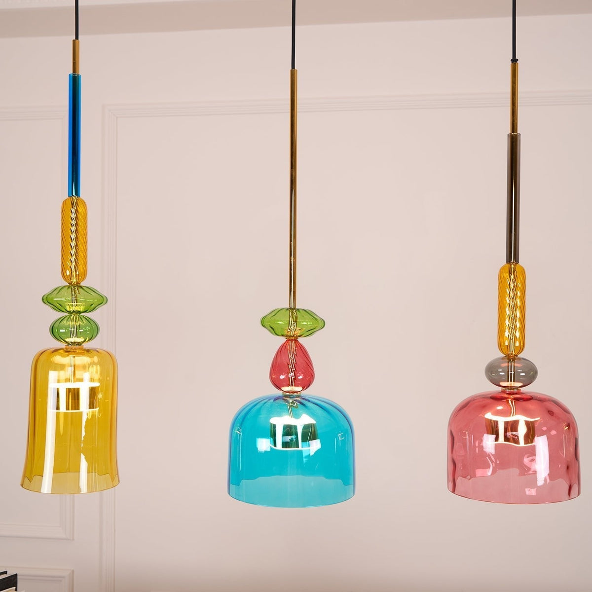 Voshan Bohemian Pendelleuchte aus Glas in Mischfarben