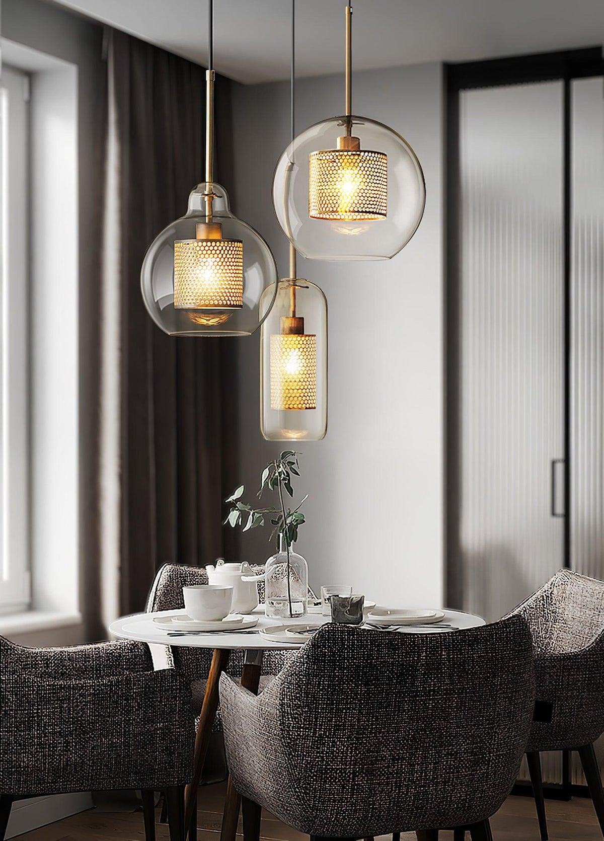 Eiruiella Pendelleuchte aus Glas mit Goldmaschenwerk für Esszimmer