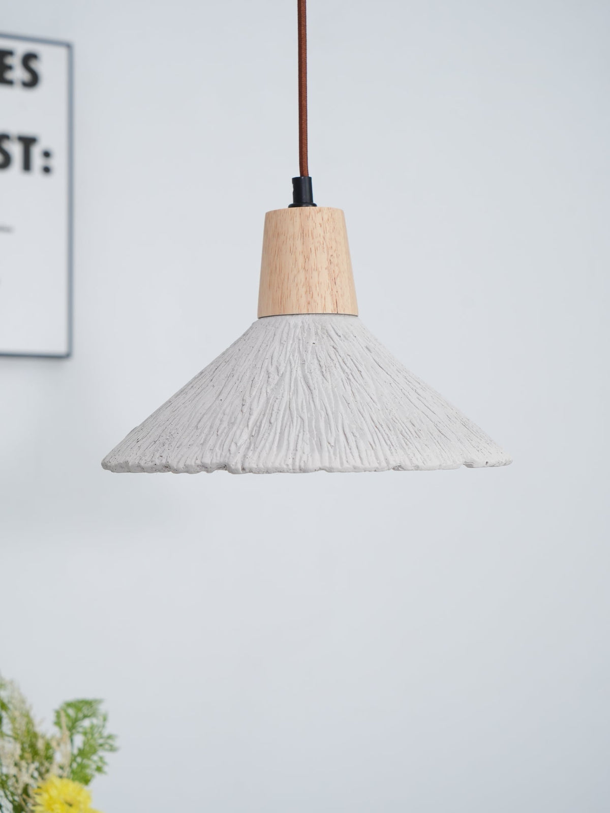 Lirixon Pendelleuchte aus Beton gefaltet