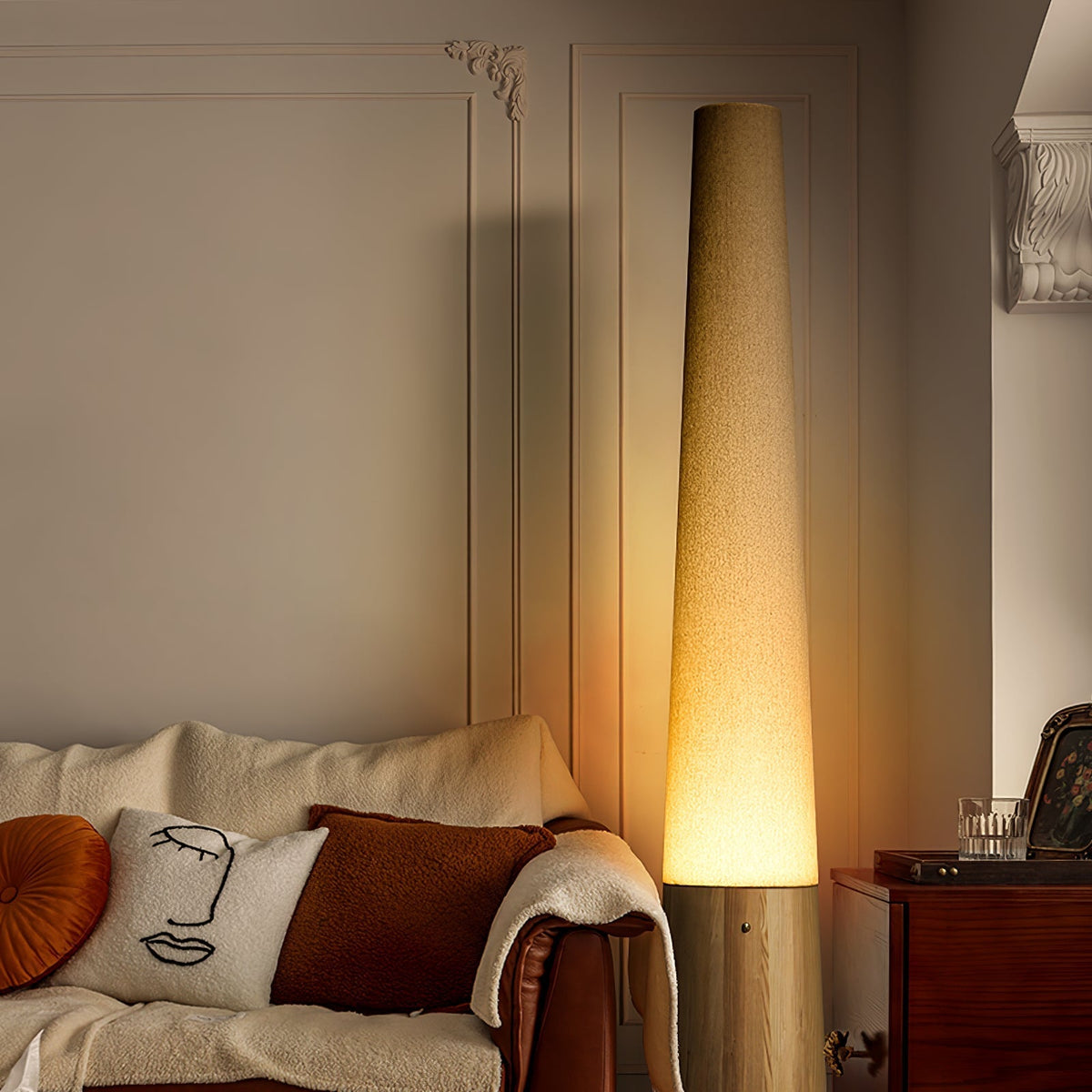 Glow Stehleuchte aus Holz