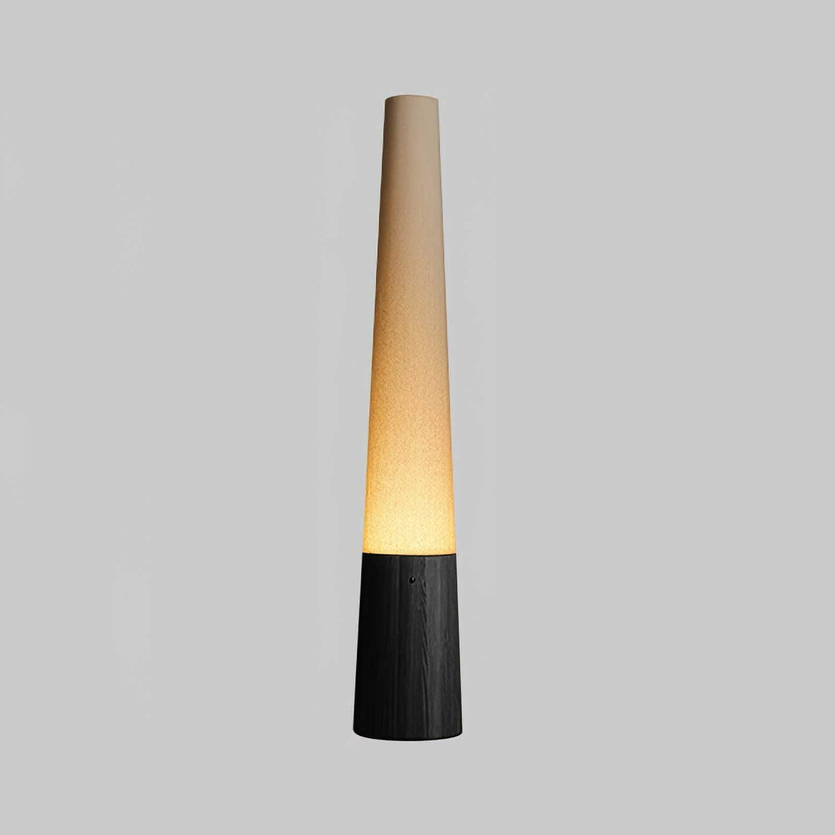 Glow Stehleuchte aus Holz