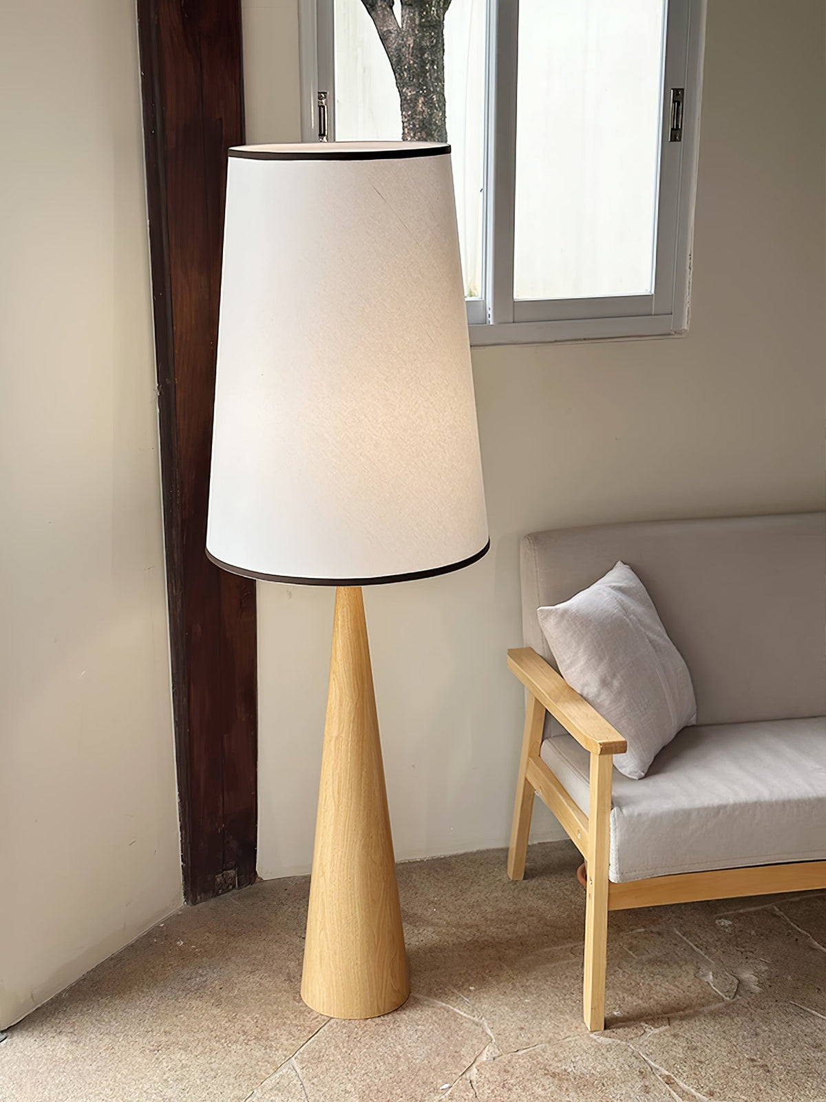 ConeLite Minimalistische Stehleuchte und mit hydrographischem Holz-Holzmaser- und Lampenschirm