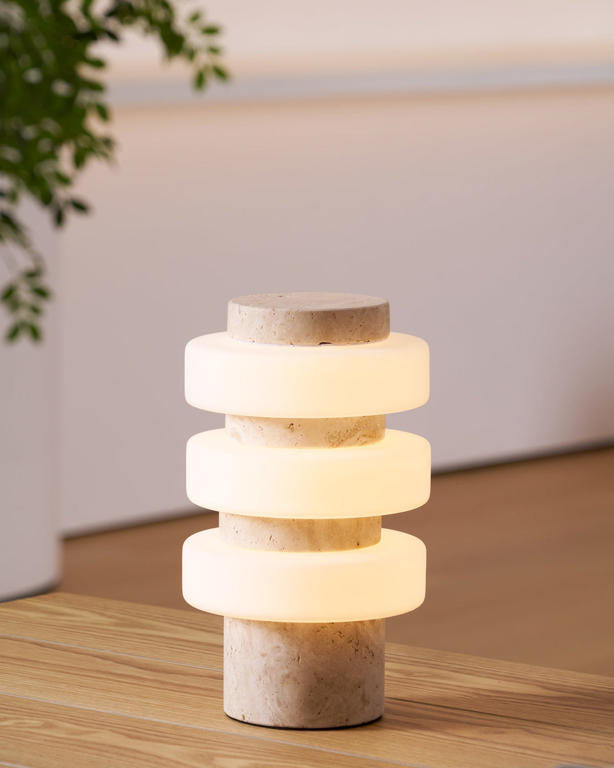 Orelinise Tischleuchte