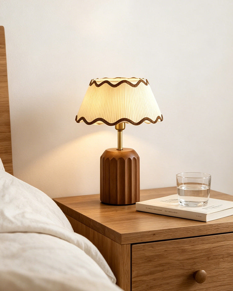 Geraldine Tischlampe Cremefarben &