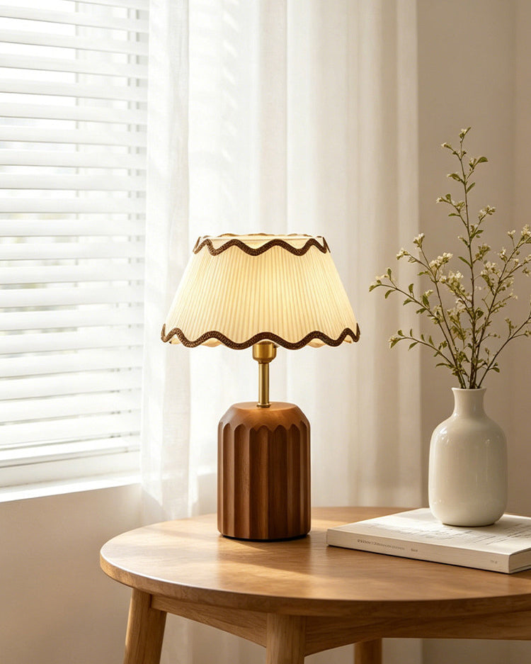 Geraldine Tischlampe Cremefarben &
