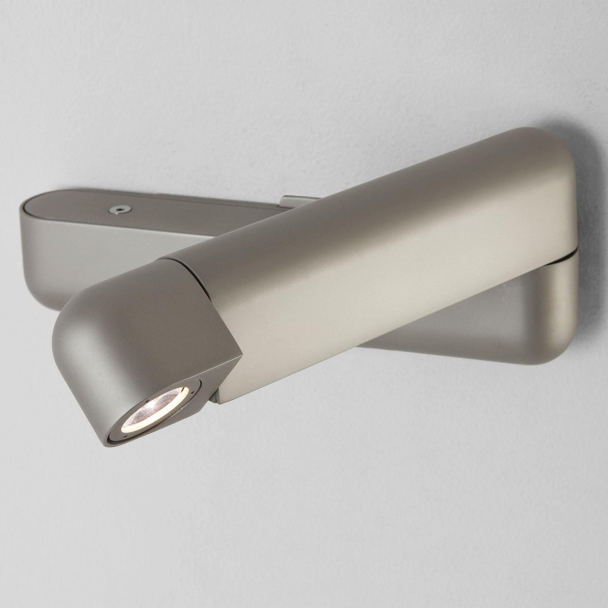 Soreora Wandleuchte Schwarz LED mit einstellbarem USB-Port