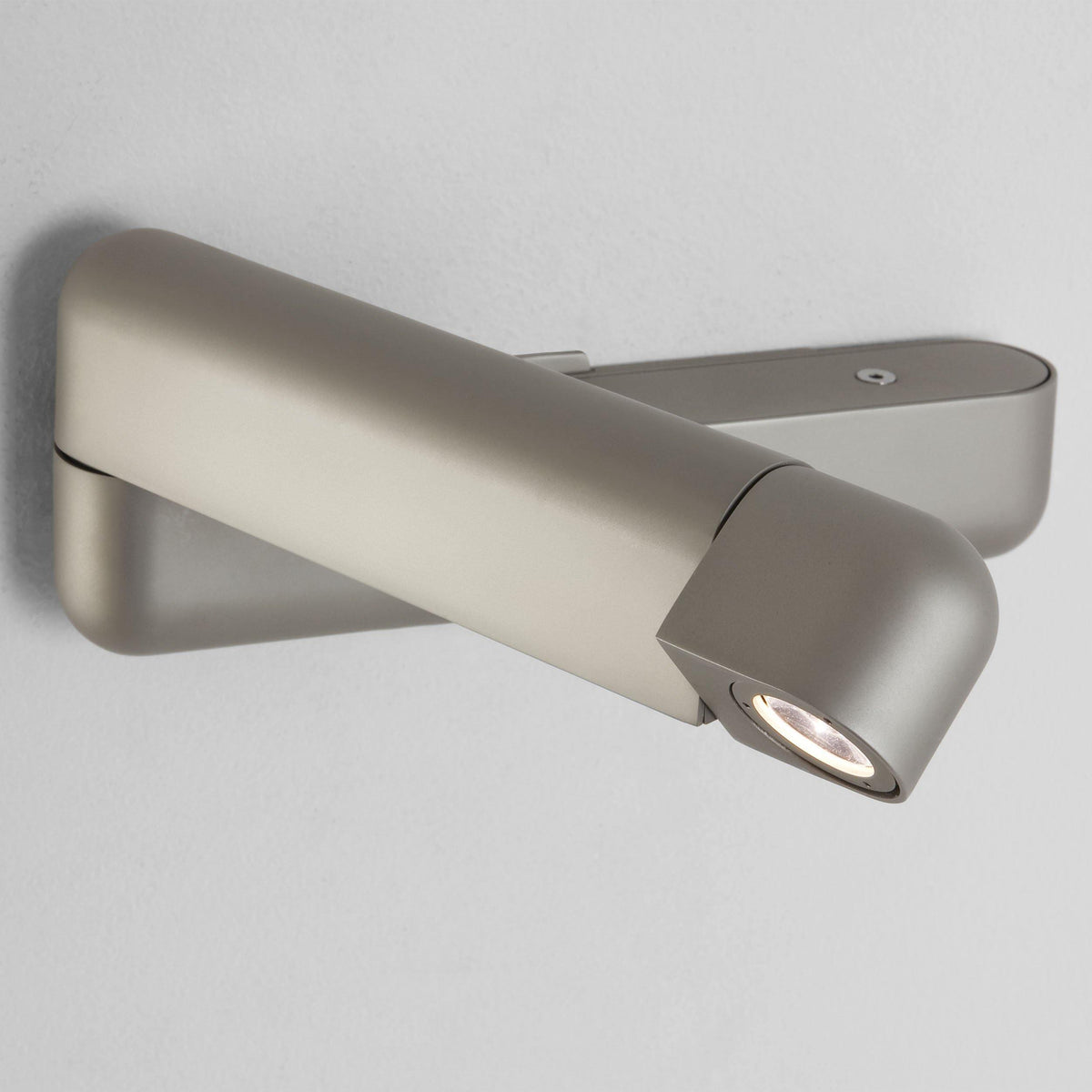 Soreora Wandleuchte Schwarz LED mit einstellbarem USB-Port