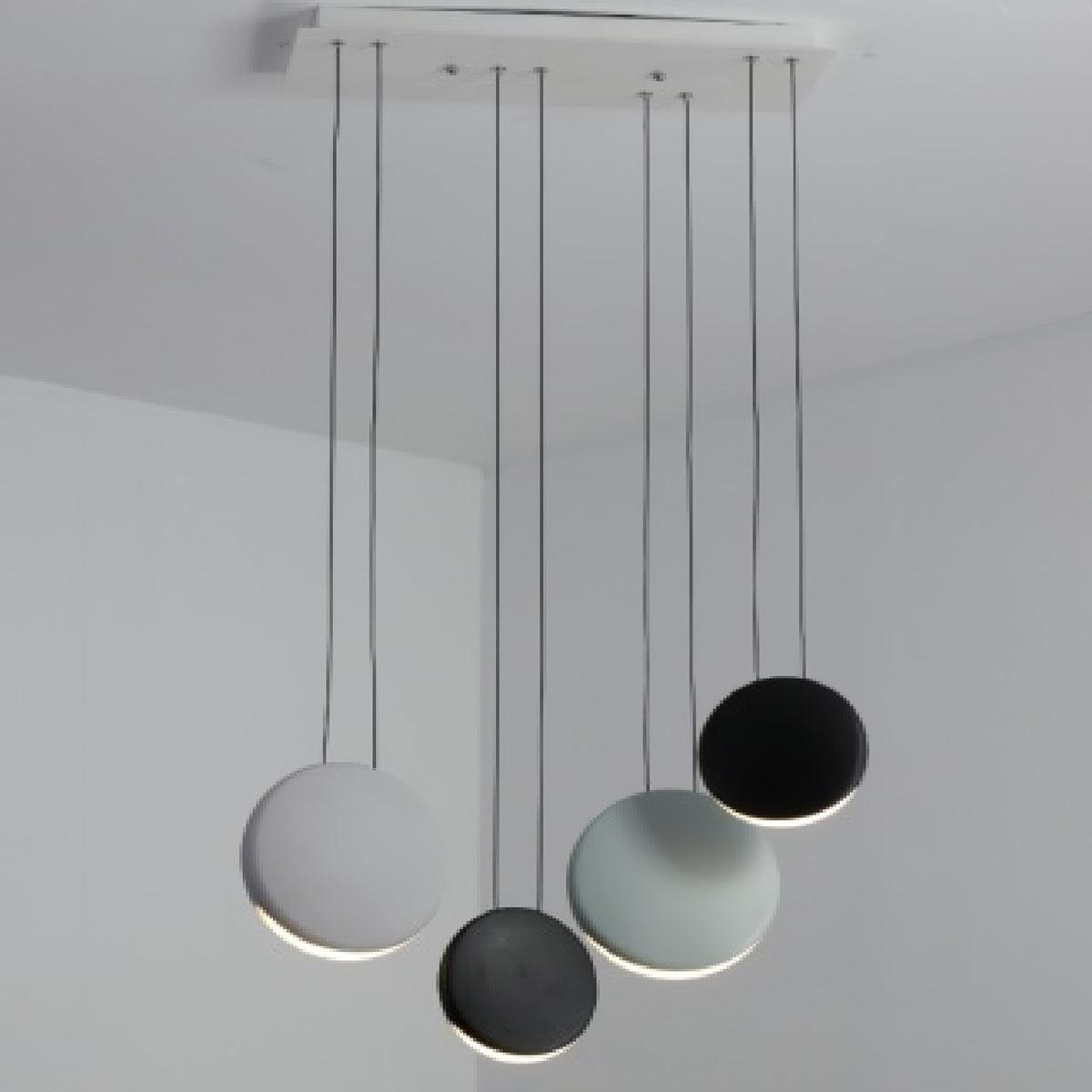 Mirellare Kunstharz-Pendelleuchte mit künstlerischem Design
