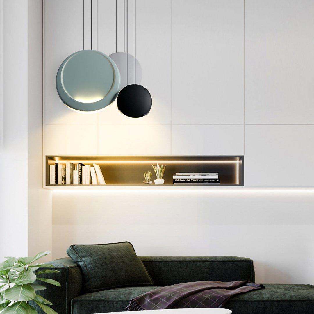 Mirellare Kunstharz-Pendelleuchte mit künstlerischem Design