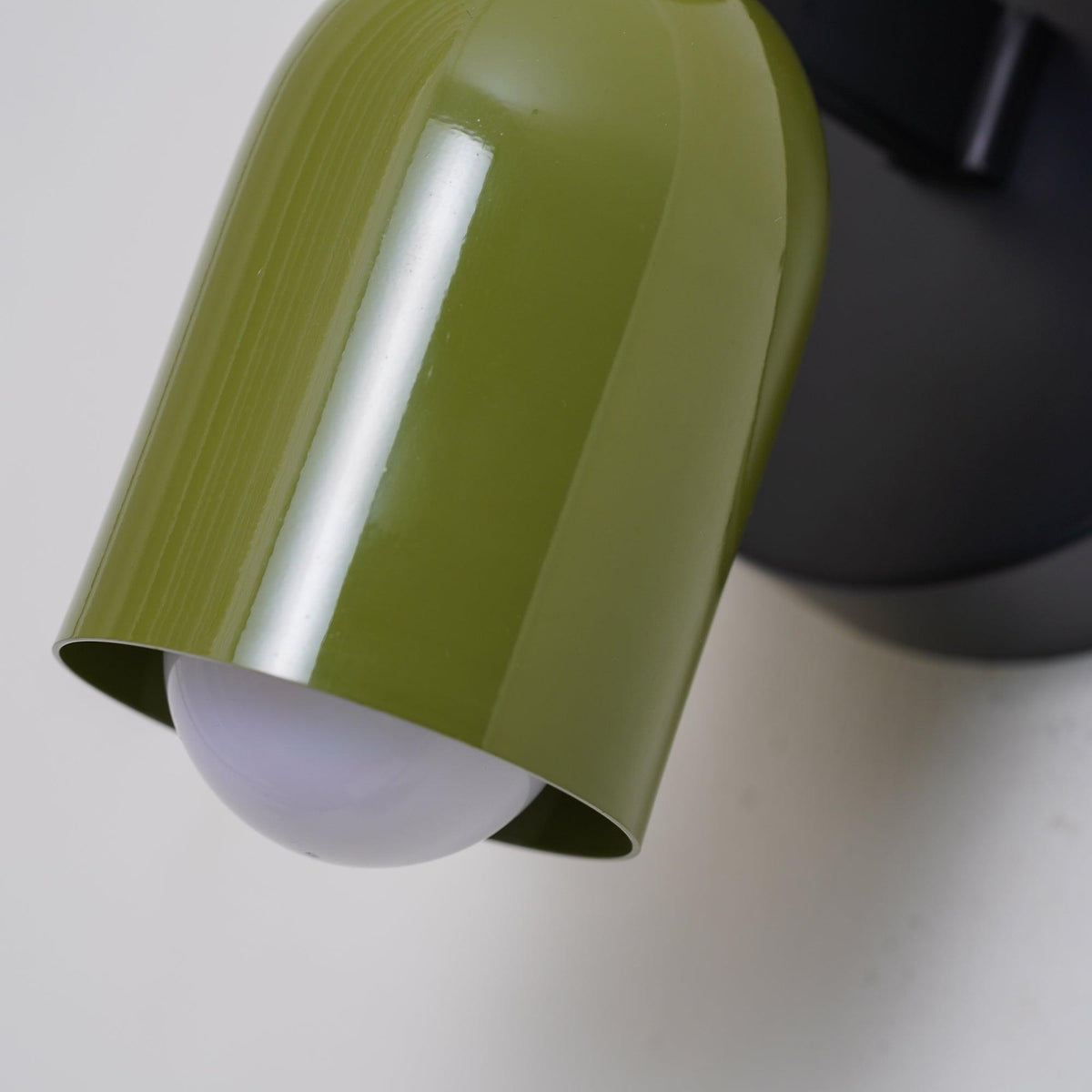 Teriisaine Wandleuchte Double Directional