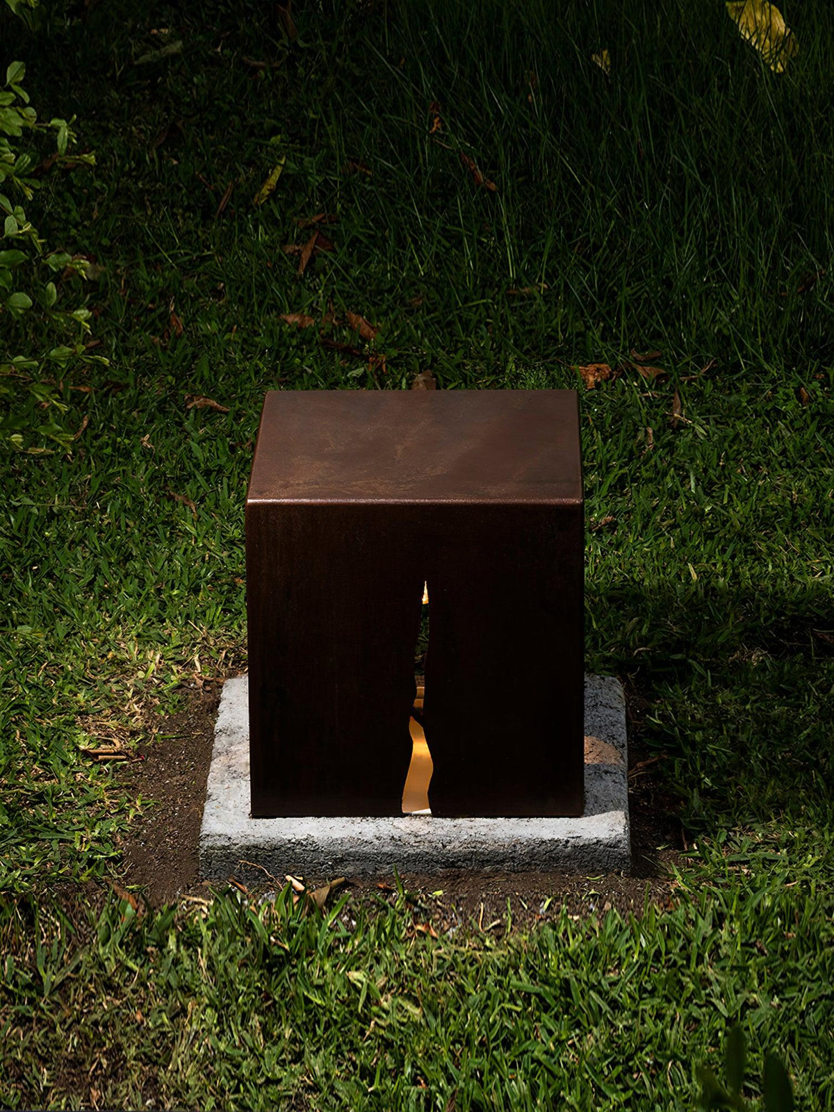 Ugo Außenleuchte Crack Cube