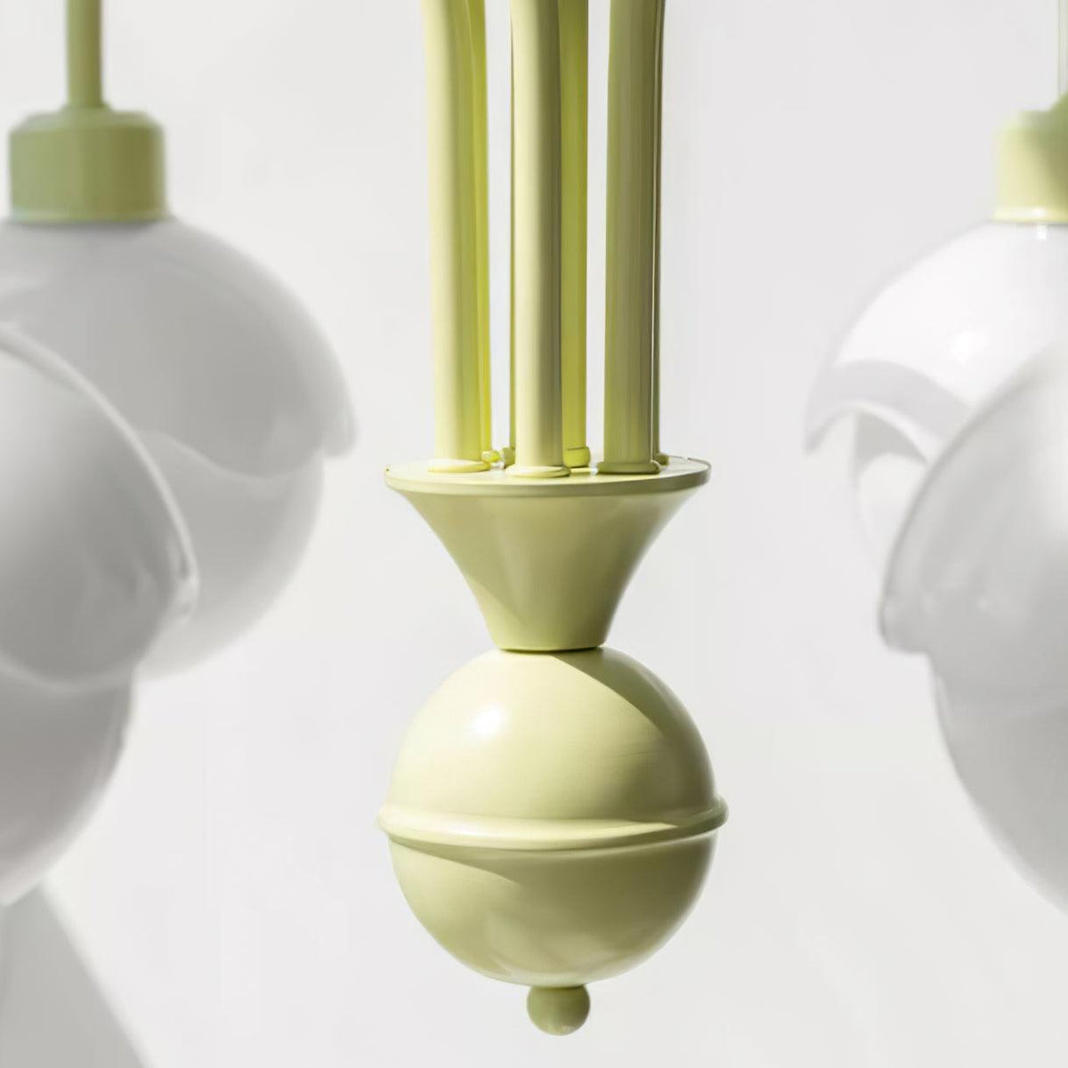 Sorivora Kronleuchter Creamy Lychee Matcha Grün Arm