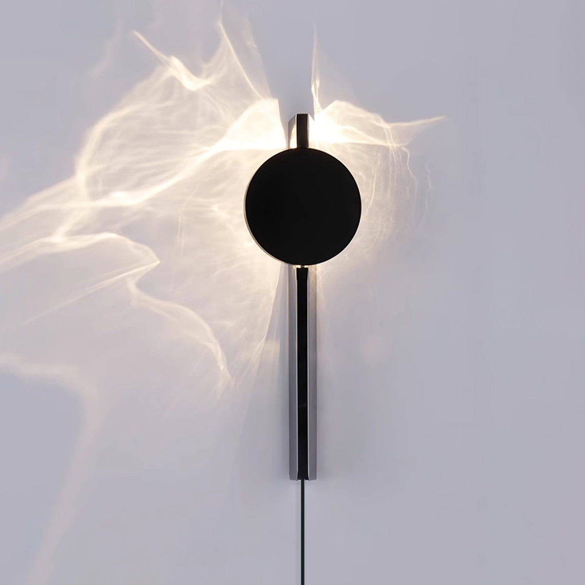 Kinetic Shadow Wandleuchte mit Stecker