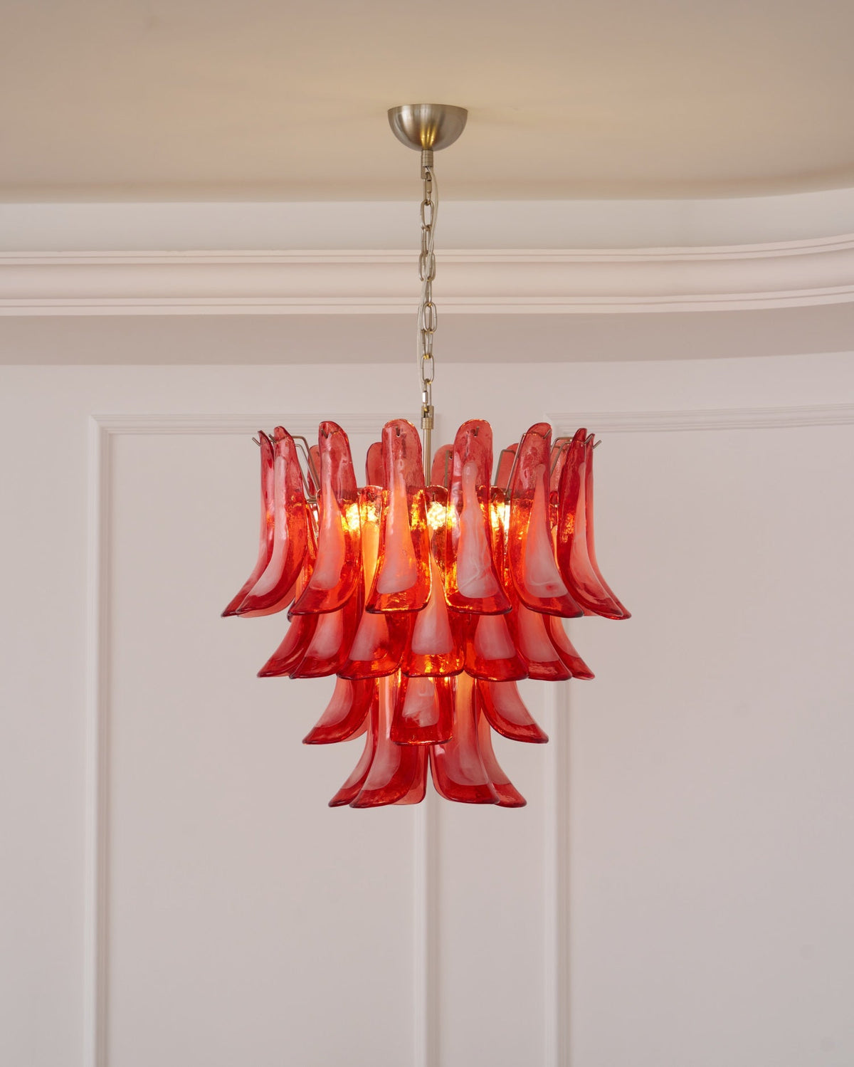 Celoelle Kronleuchter Karmesin Murano-Glasblüten geschichtet Vintage