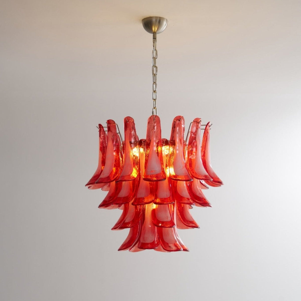 Celoelle Kronleuchter Karmesin Murano-Glasblüten geschichtet Vintage