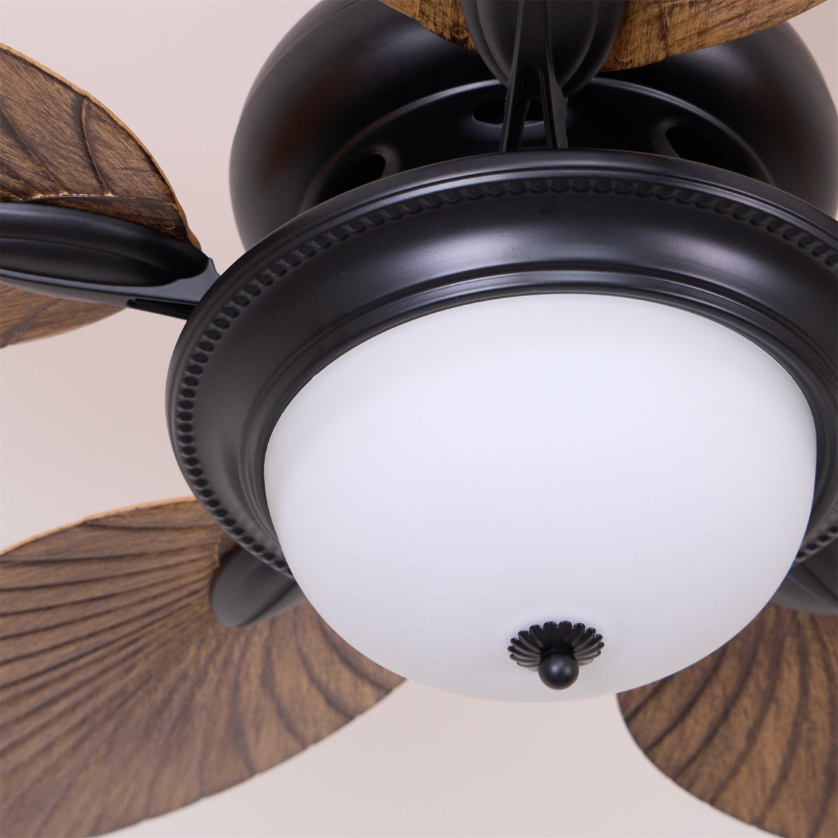 Viraalel Deckenventilator mit Beleuchtung