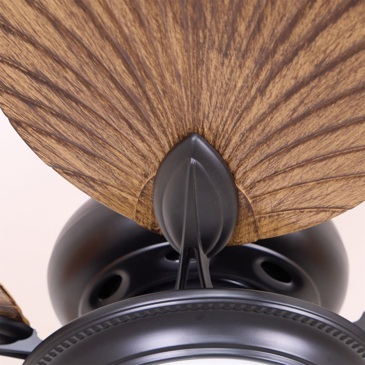 Viraalel Deckenventilator mit Beleuchtung