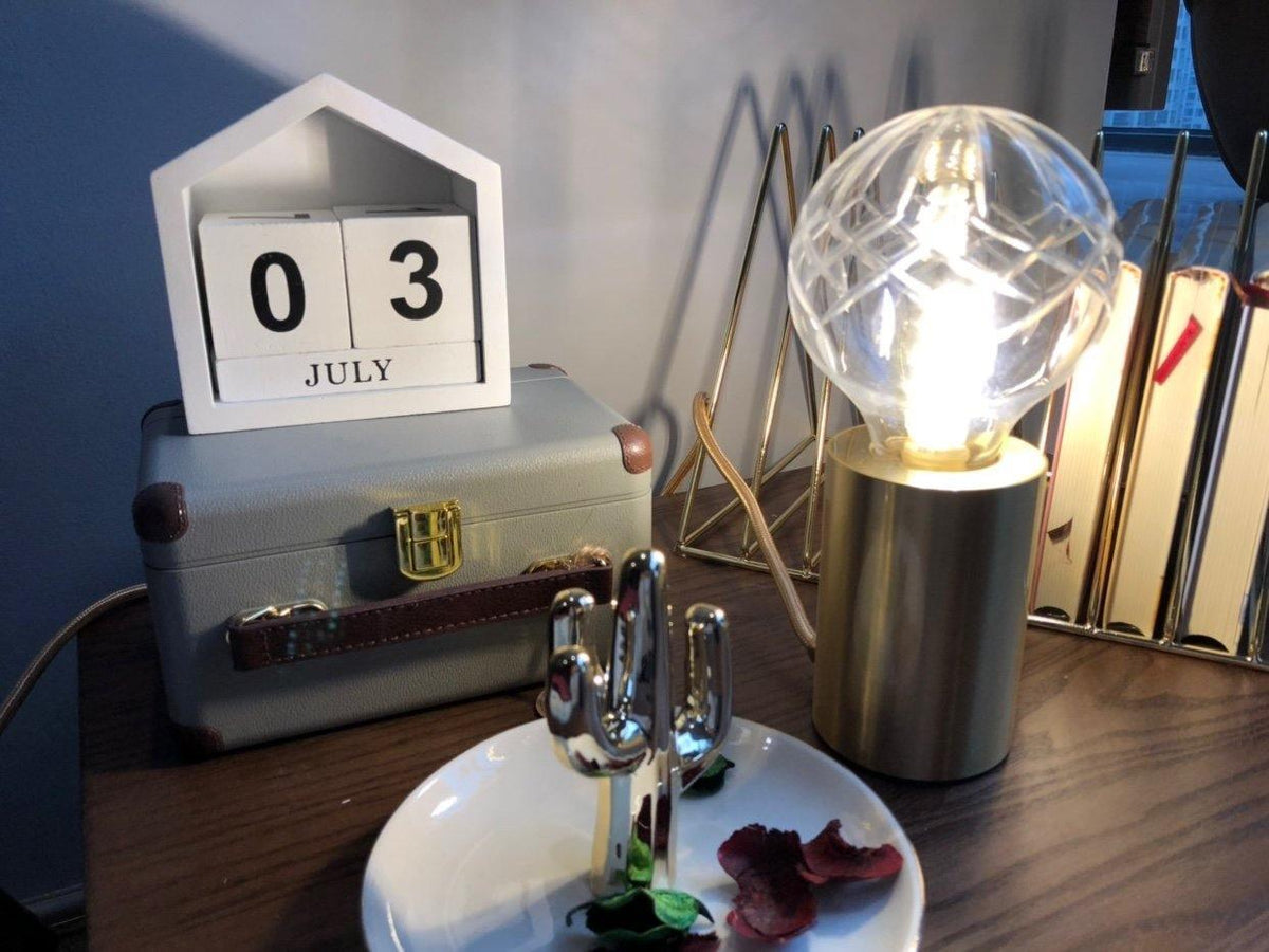 Lyrician Messing-Glas-Industrie-Tischlampe