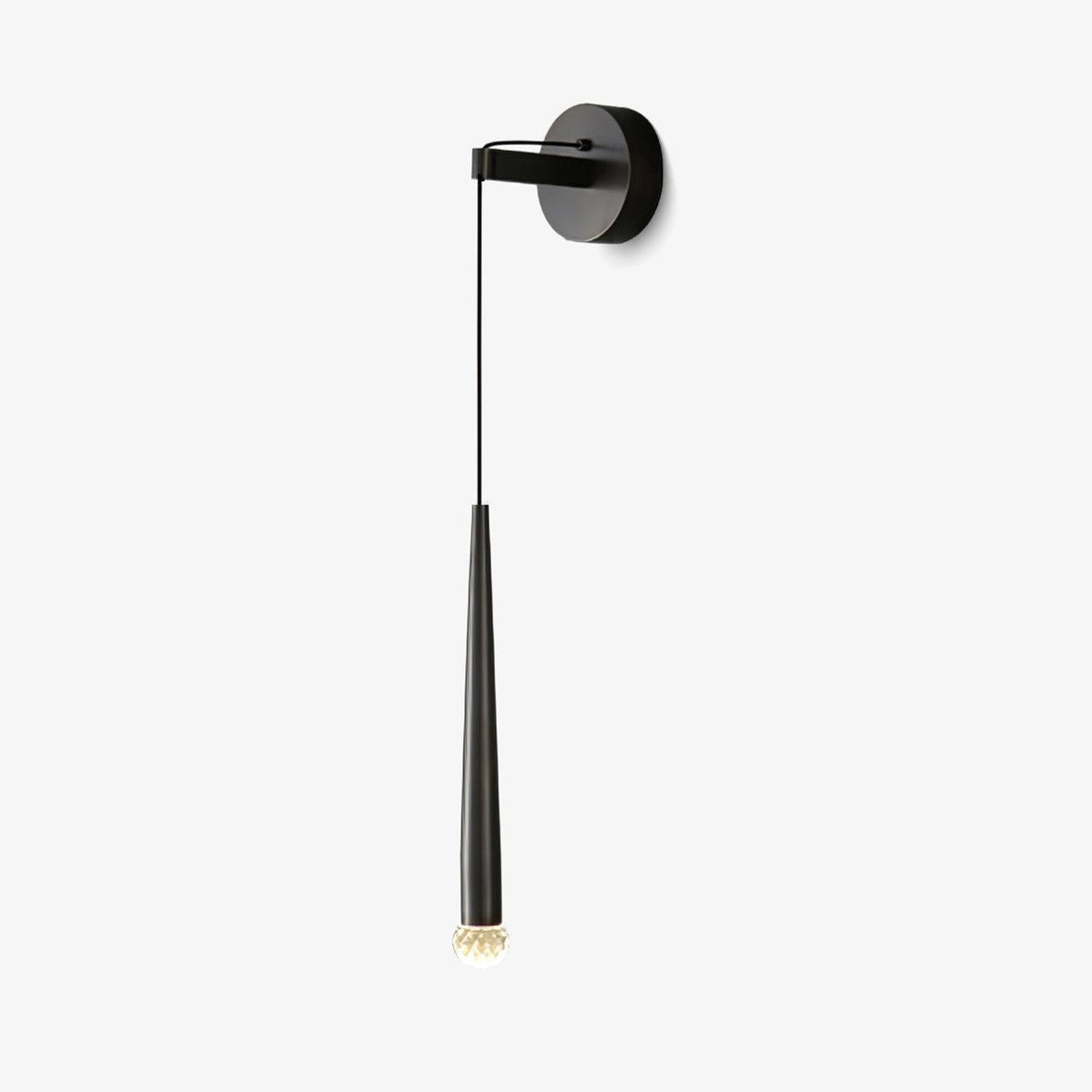 Dava zeitgenössische minimalistische konische Kristall-Wandleuchte