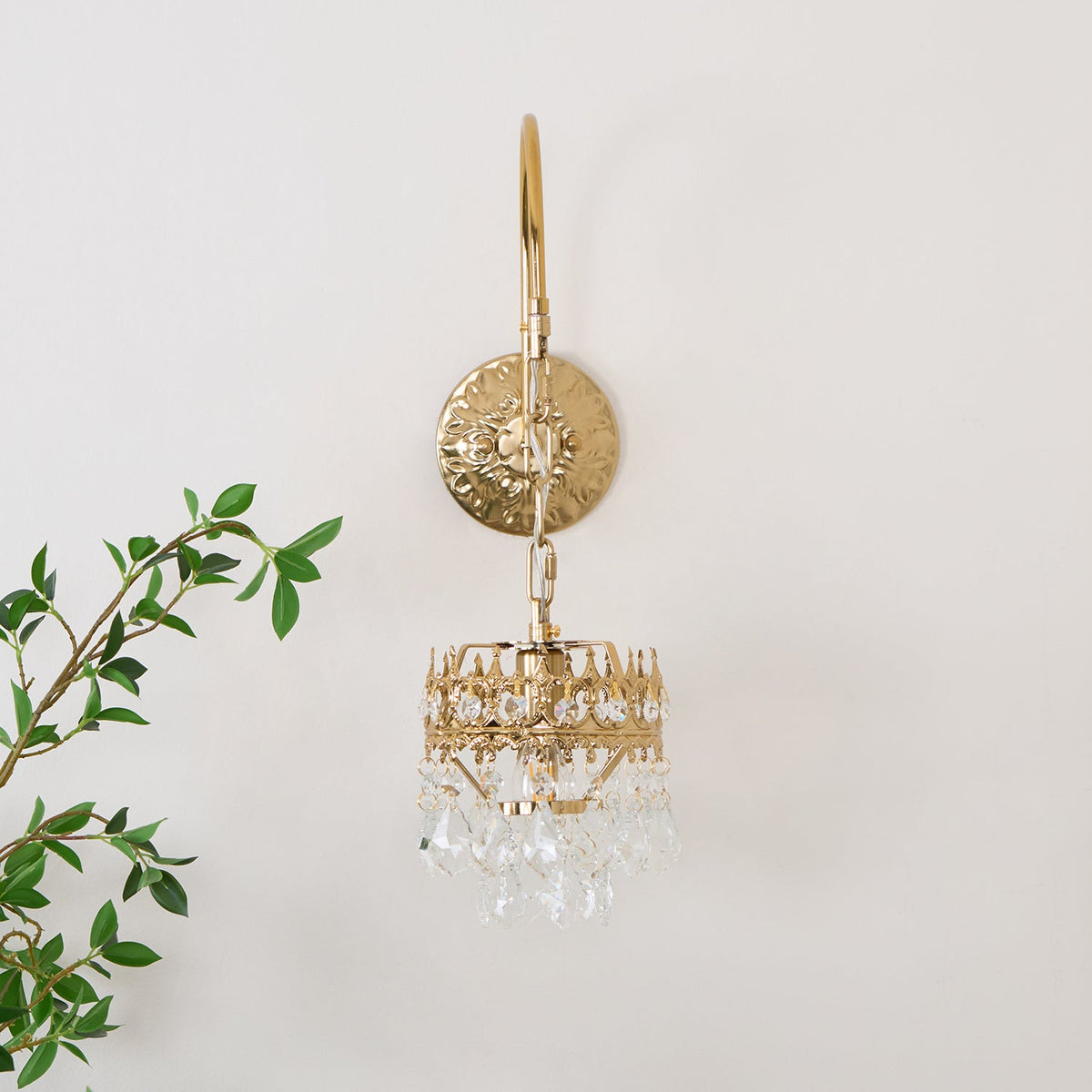 Ivmarila Wandleuchte aus Kristall im nordischen Kunststil Kronleuchter-Design