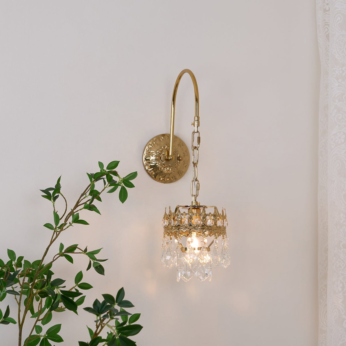 Ivmarila Wandleuchte aus Kristall im nordischen Kunststil Kronleuchter-Design