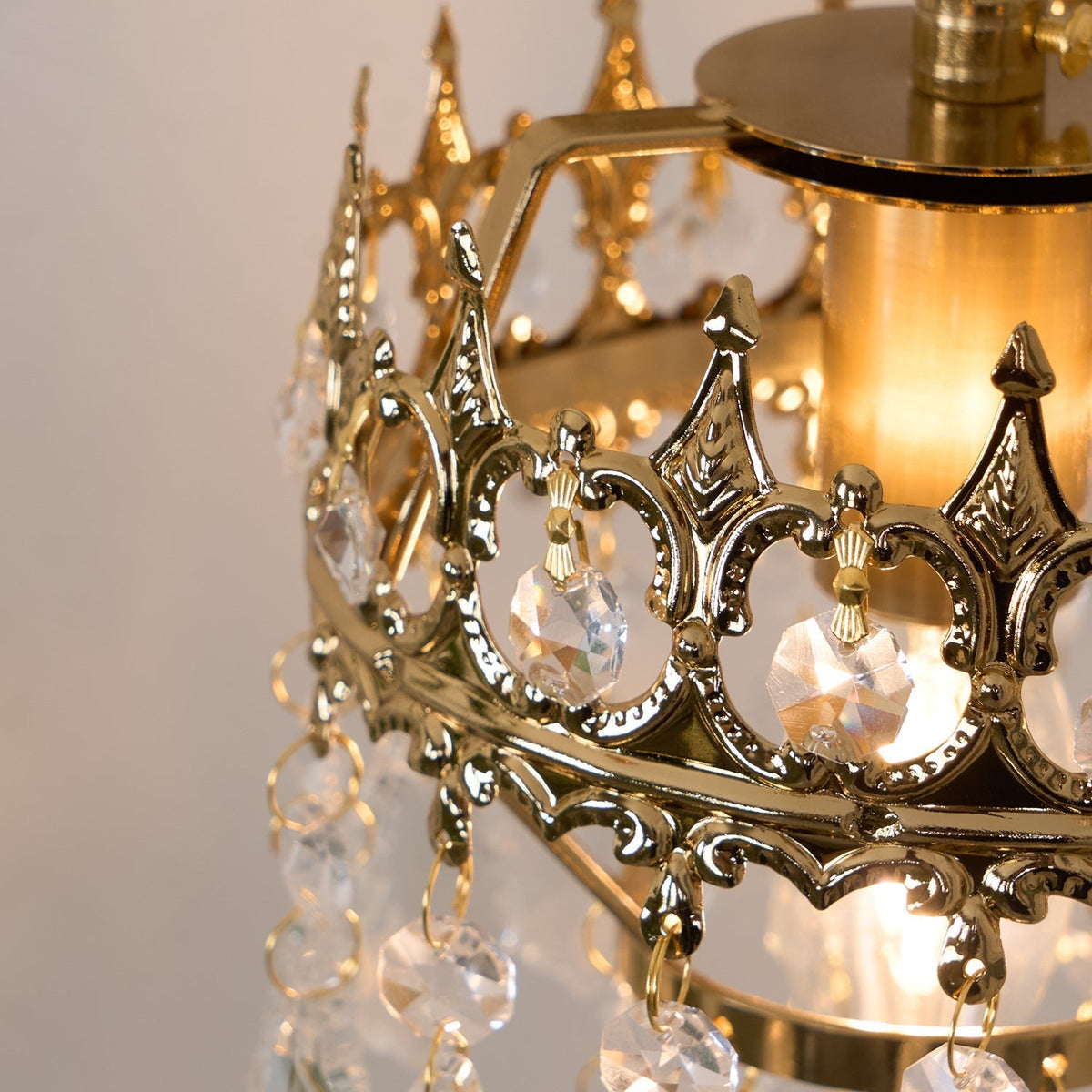 Ivmarila Wandleuchte aus Kristall im nordischen Kunststil Kronleuchter-Design