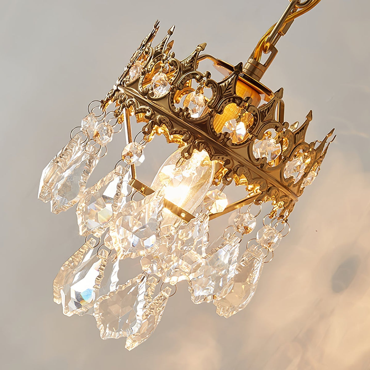 Ivmarila Wandleuchte aus Kristall im nordischen Kunststil Kronleuchter-Design