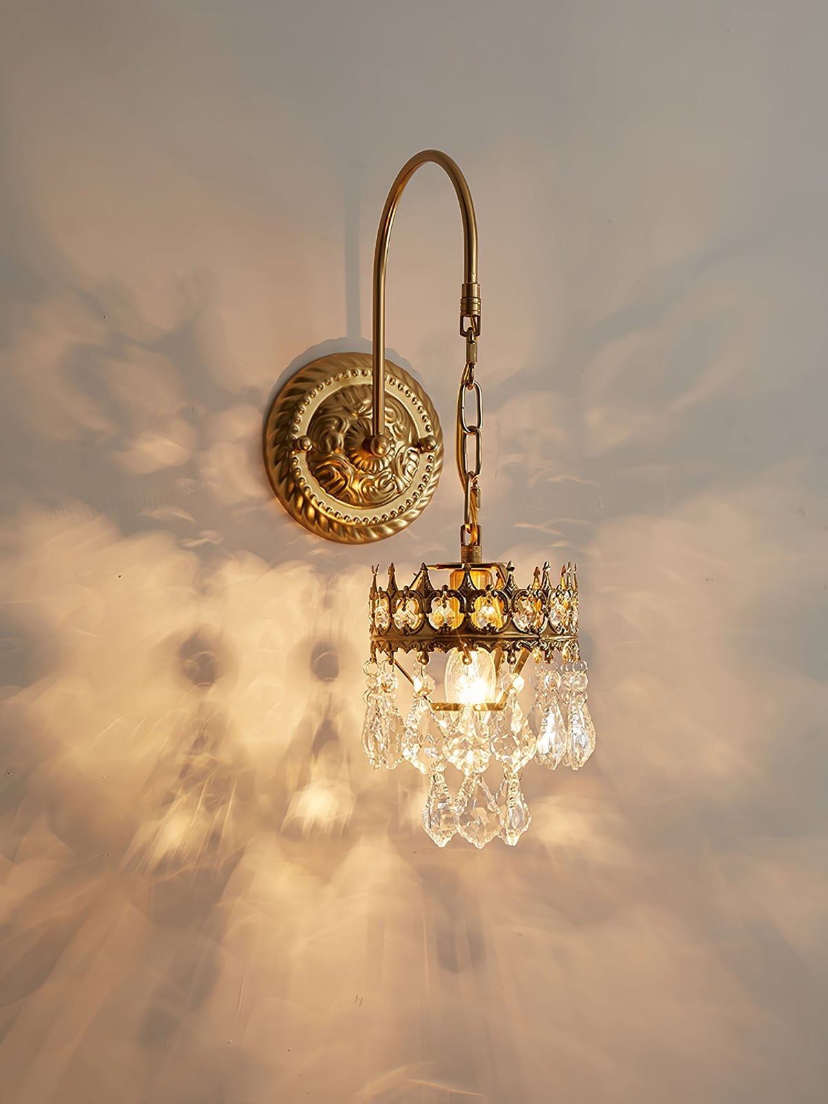 Ivmarila Wandleuchte aus Kristall im nordischen Kunststil Kronleuchter-Design