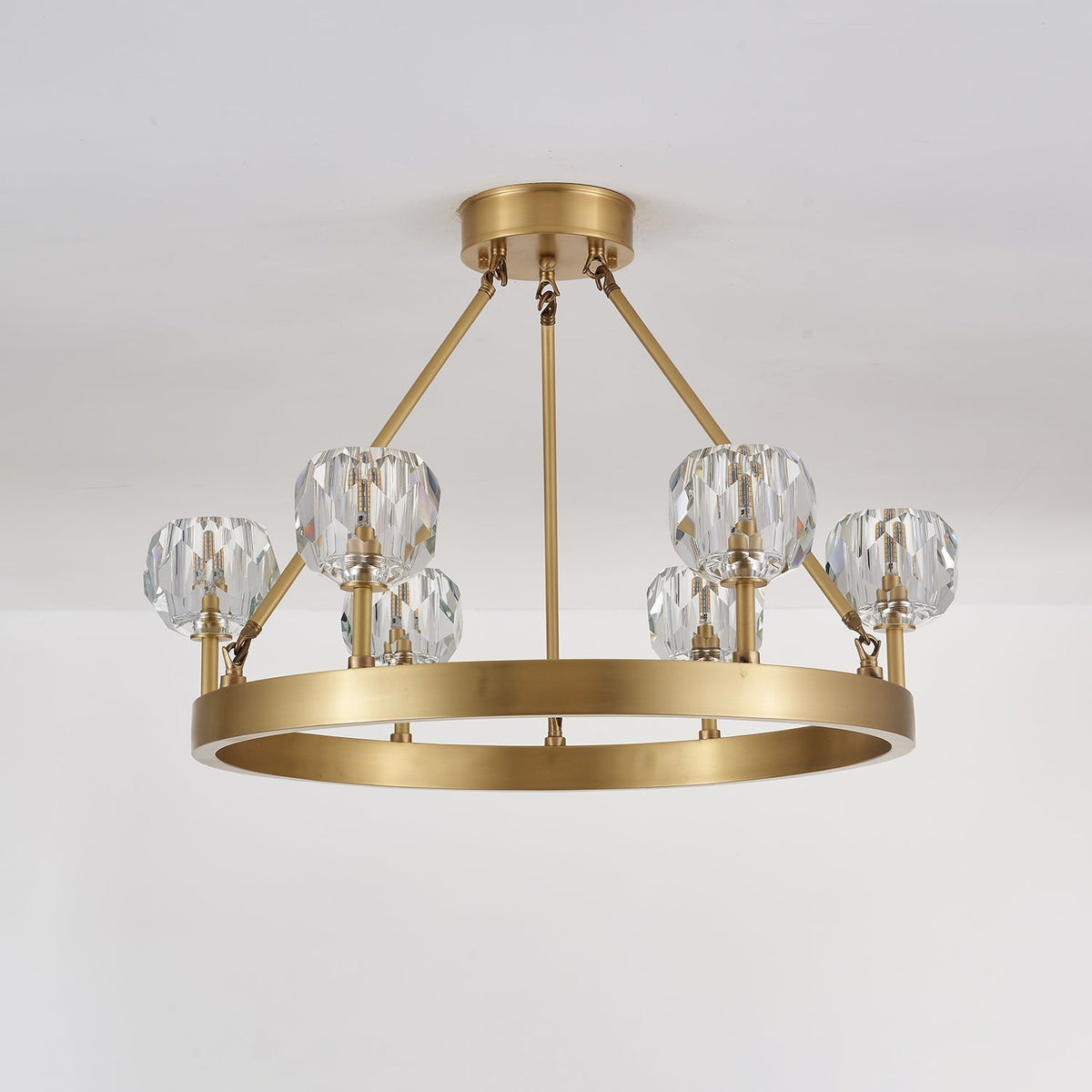 Syzorisra Kronleuchter aus Kristall in Messing mit modernem Design