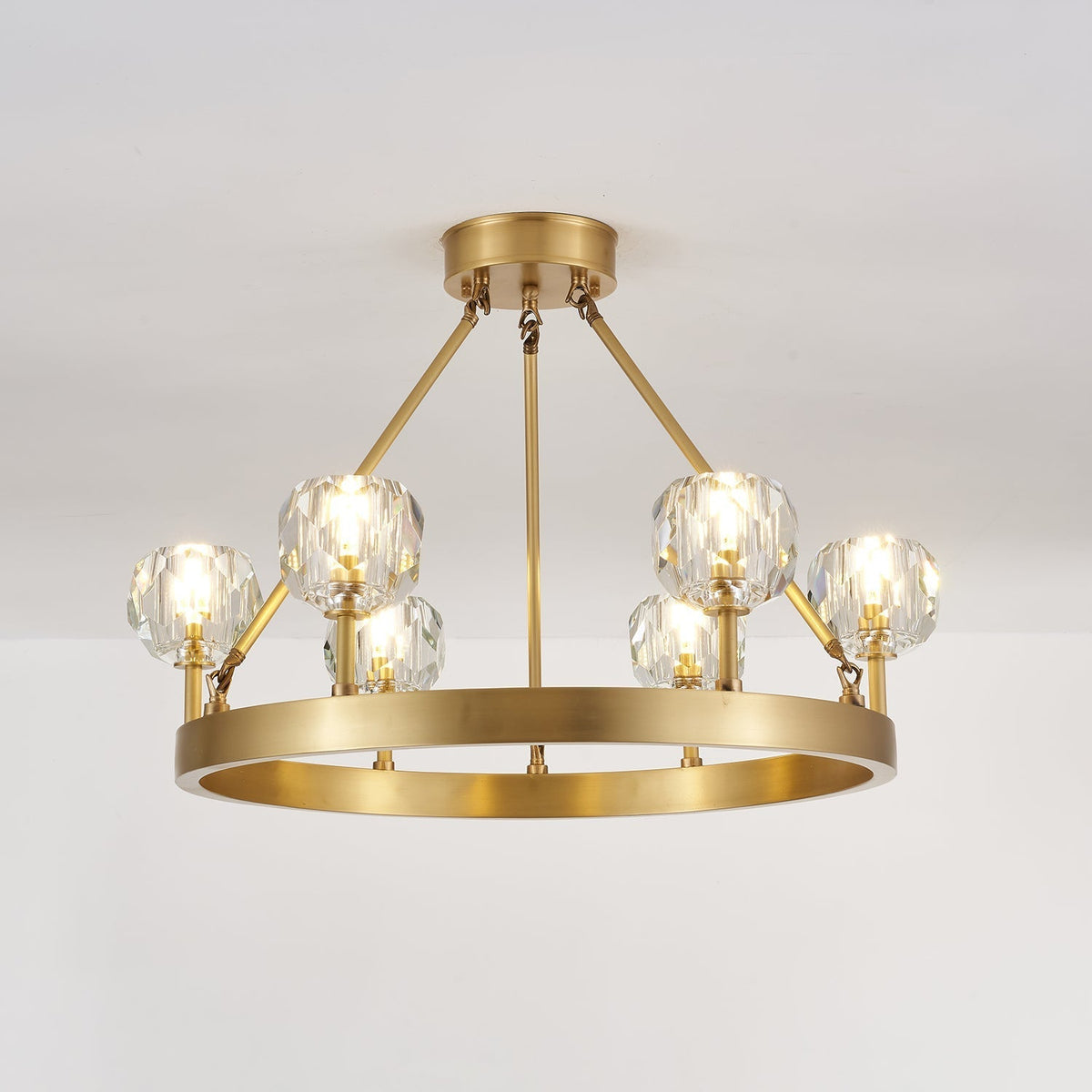 Syzorisra Kronleuchter aus Kristall in Messing mit modernem Design