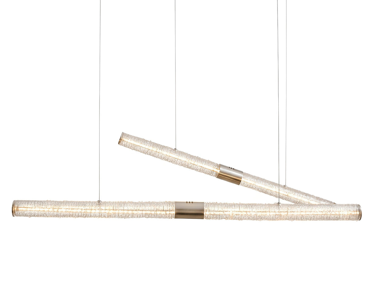 Luxelielle Linear Pendelleuchte aus Kristall in Röhrenform mit zwei gekreuzten Schirmen | Cielum