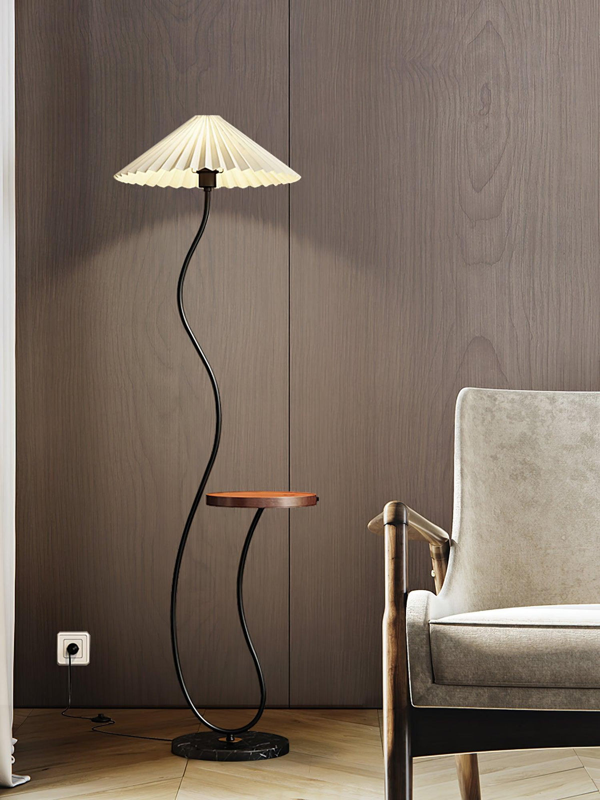 Ghel Minimalistische Stehleuchte aus Holz