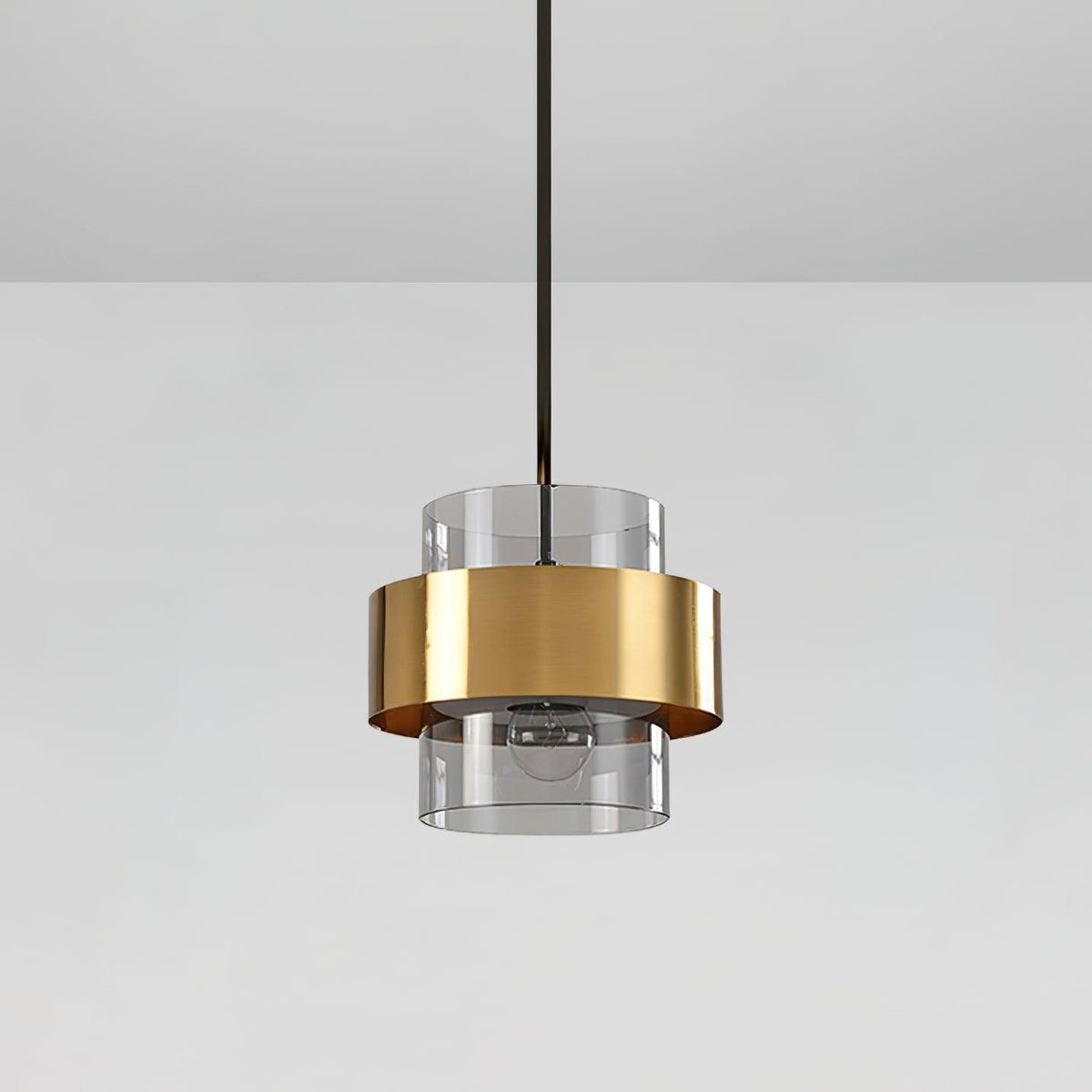 Celariella Pendelleuchte aus Messing mit Glas in zeitgenössischem Design