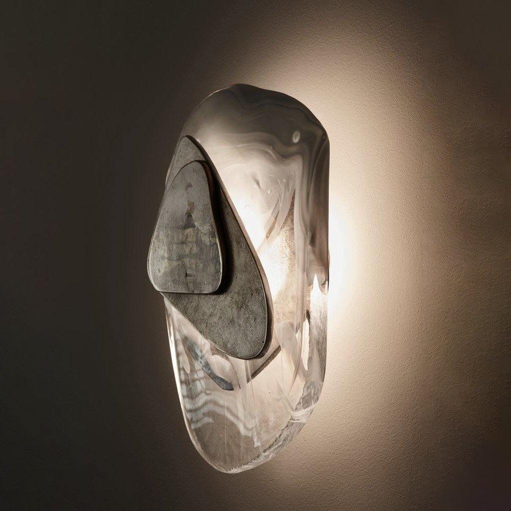 Beatrice Künstlerische Wandleuchte aus schwarzem Glas