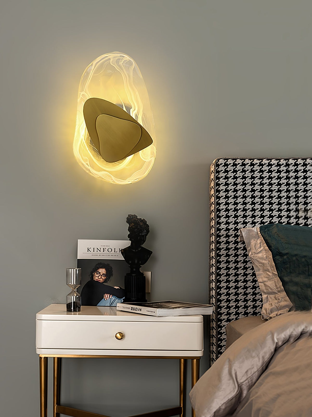 Gana Premium skandinavische Kunstglas-Wandleuchte