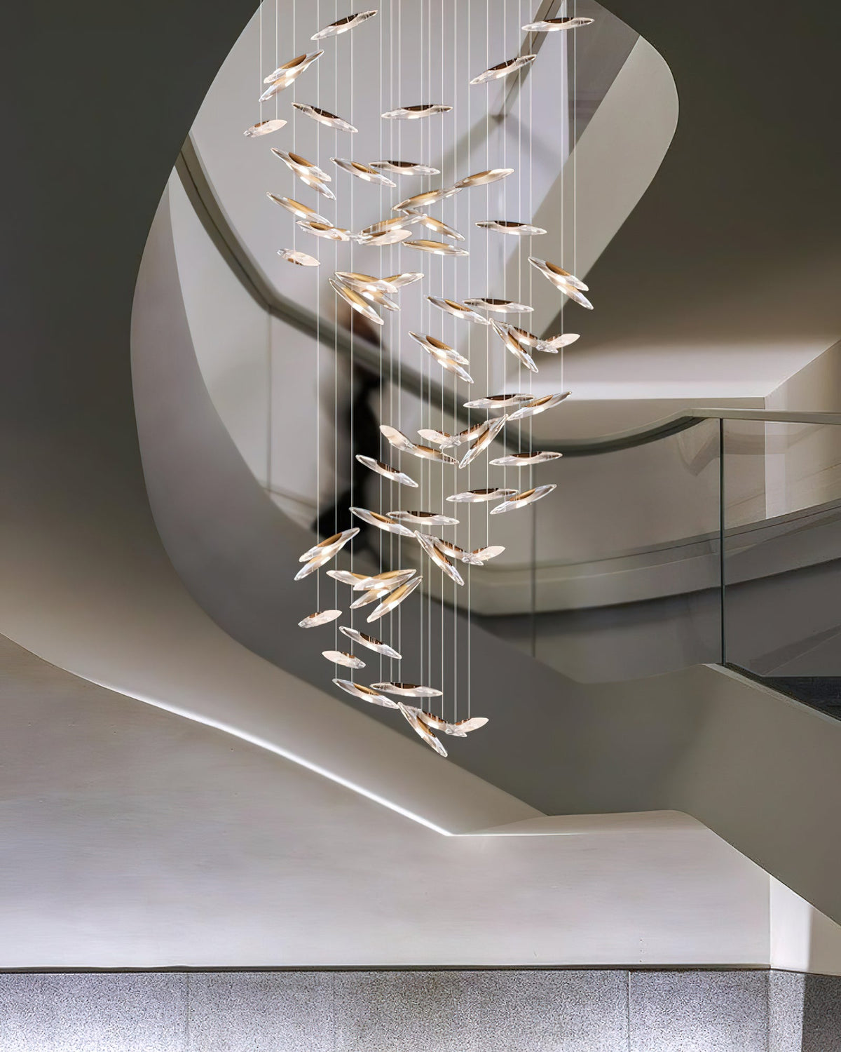 Hylor luxuriöser Kronleuchter aus Glas mit Moonlight Whispers