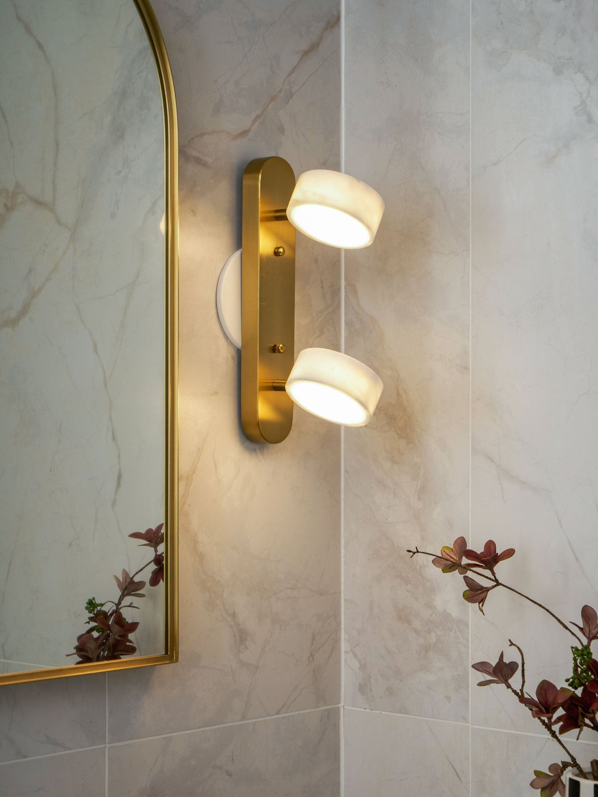 Orshaa lineare Travertin-Wandlampe
