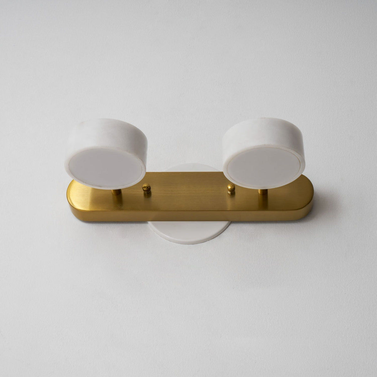 Orshaa lineare Travertin-Wandlampe