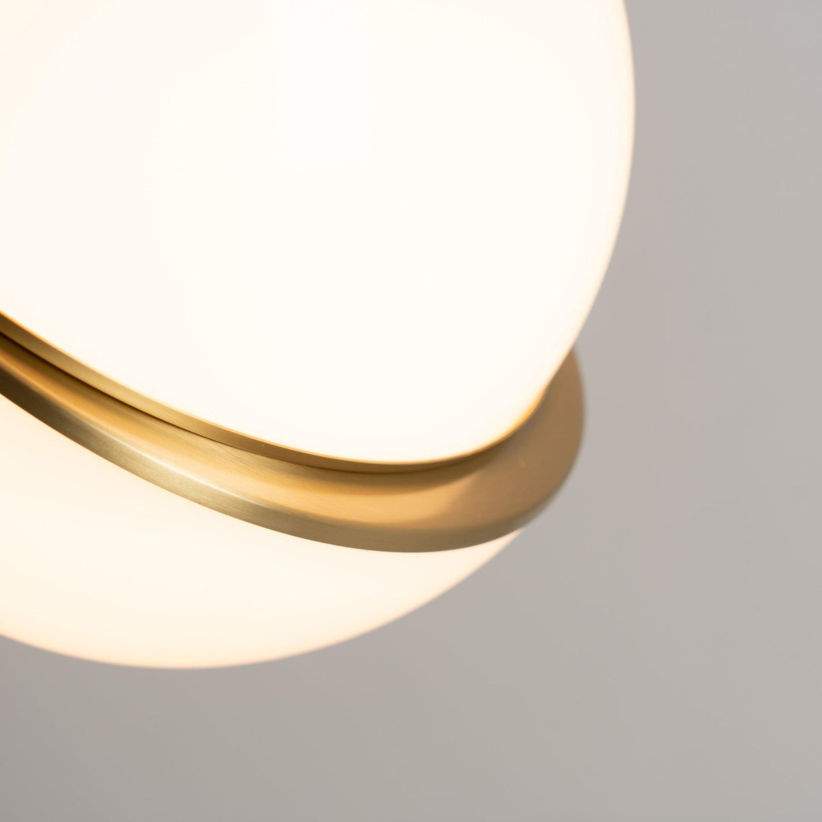 Cavira Pendelleuchte minimalistisch und aus Glas