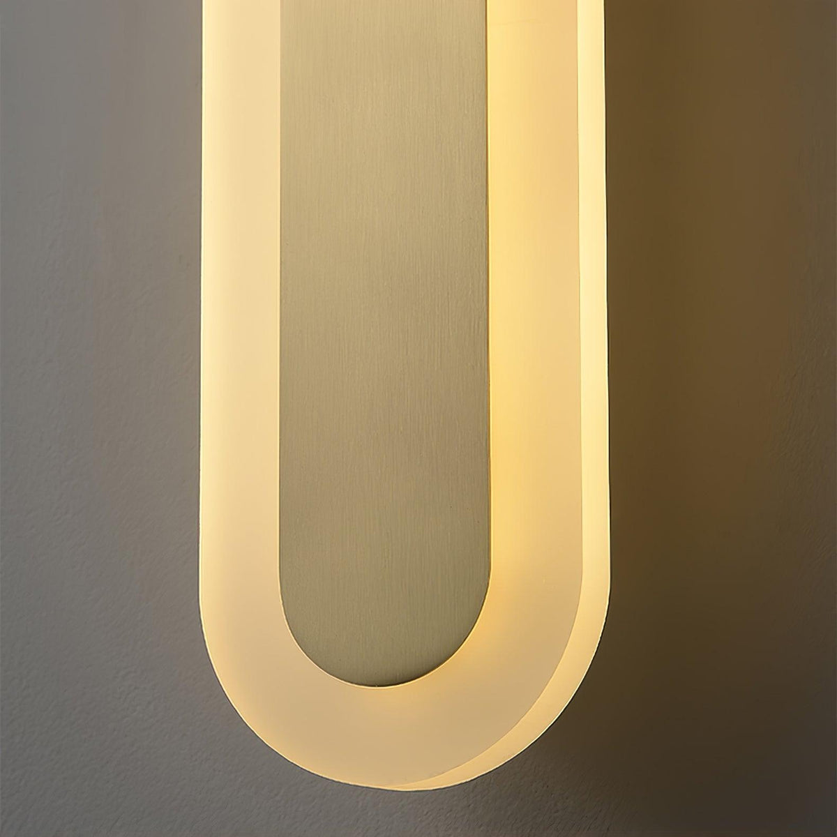 Solanelle zeitgenössische minimalistische Wandleuchte aus Messing