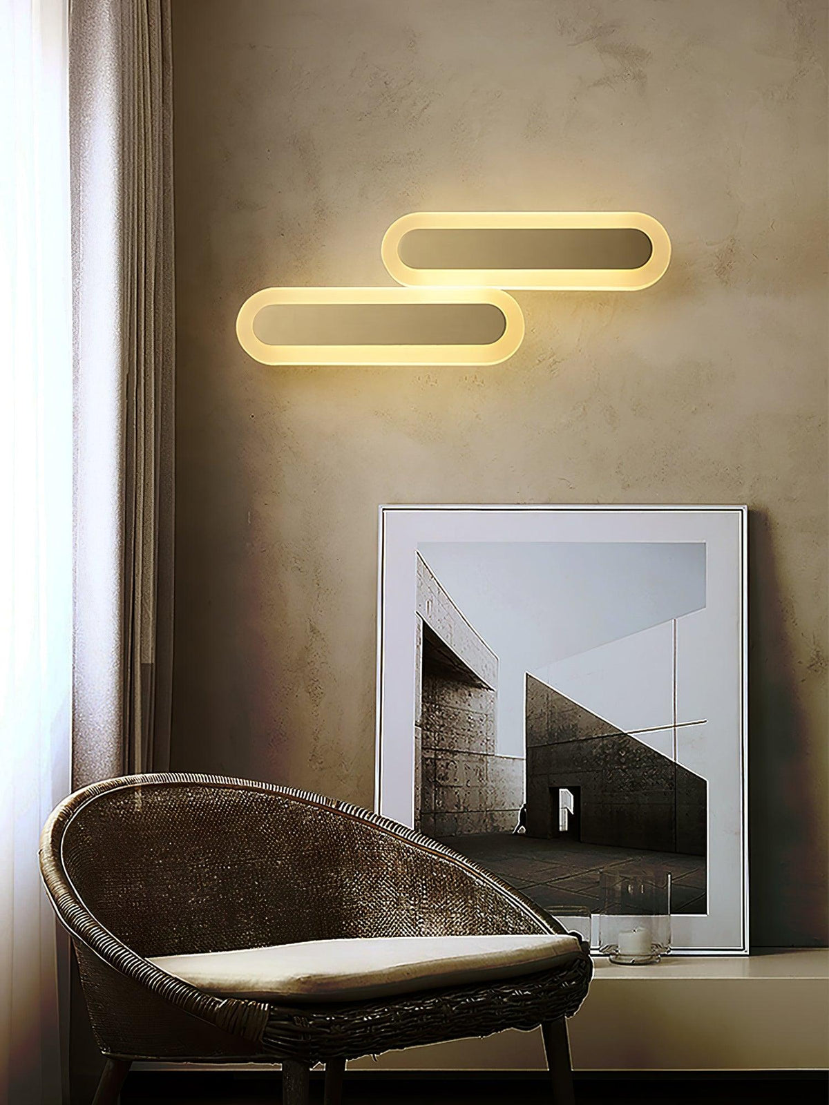 Solanelle zeitgenössische minimalistische Wandleuchte aus Messing