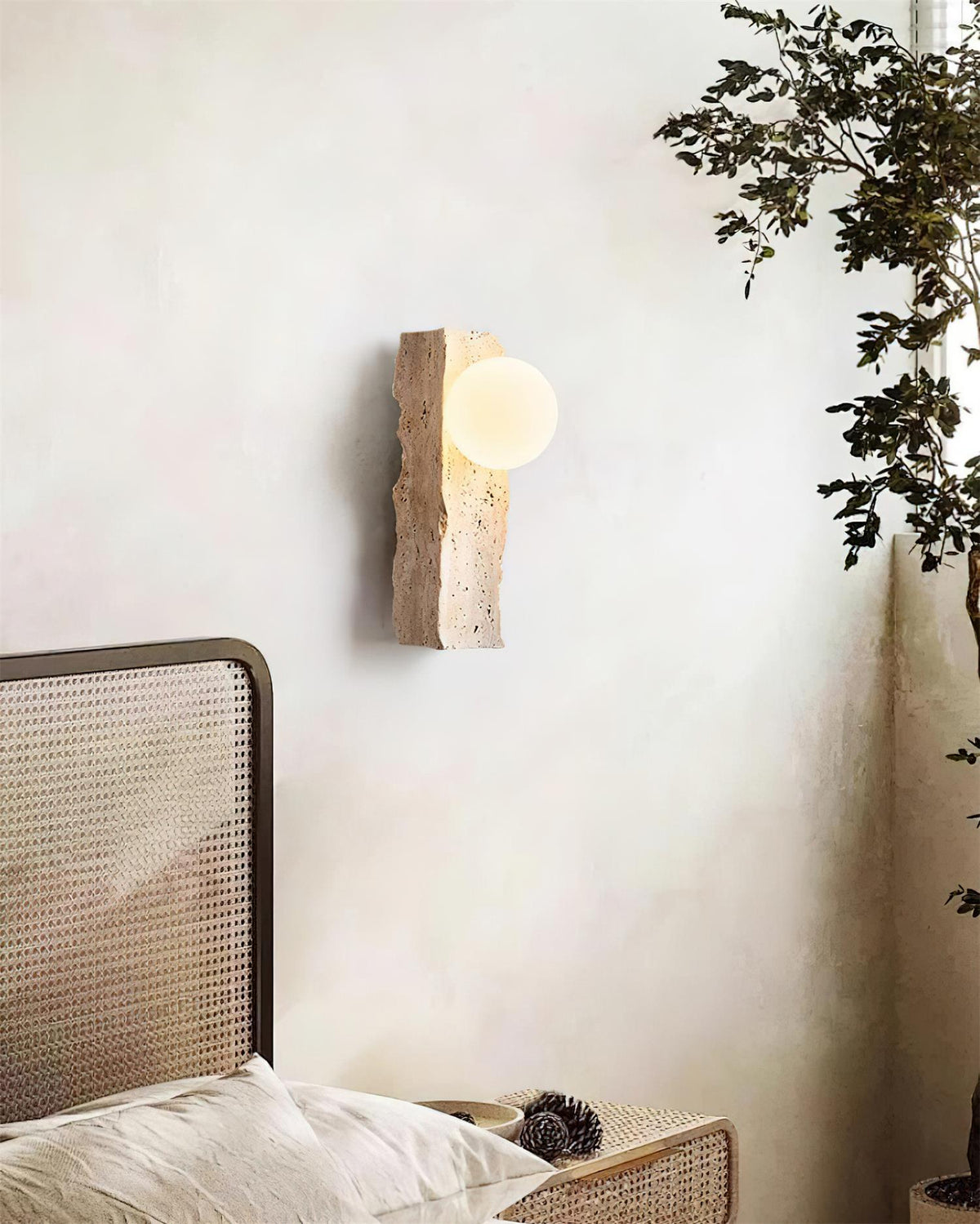 Obrio Wandleuchte Beige Kugel zeitgenössisch minimalistisches Schlafzimmer | Cielum