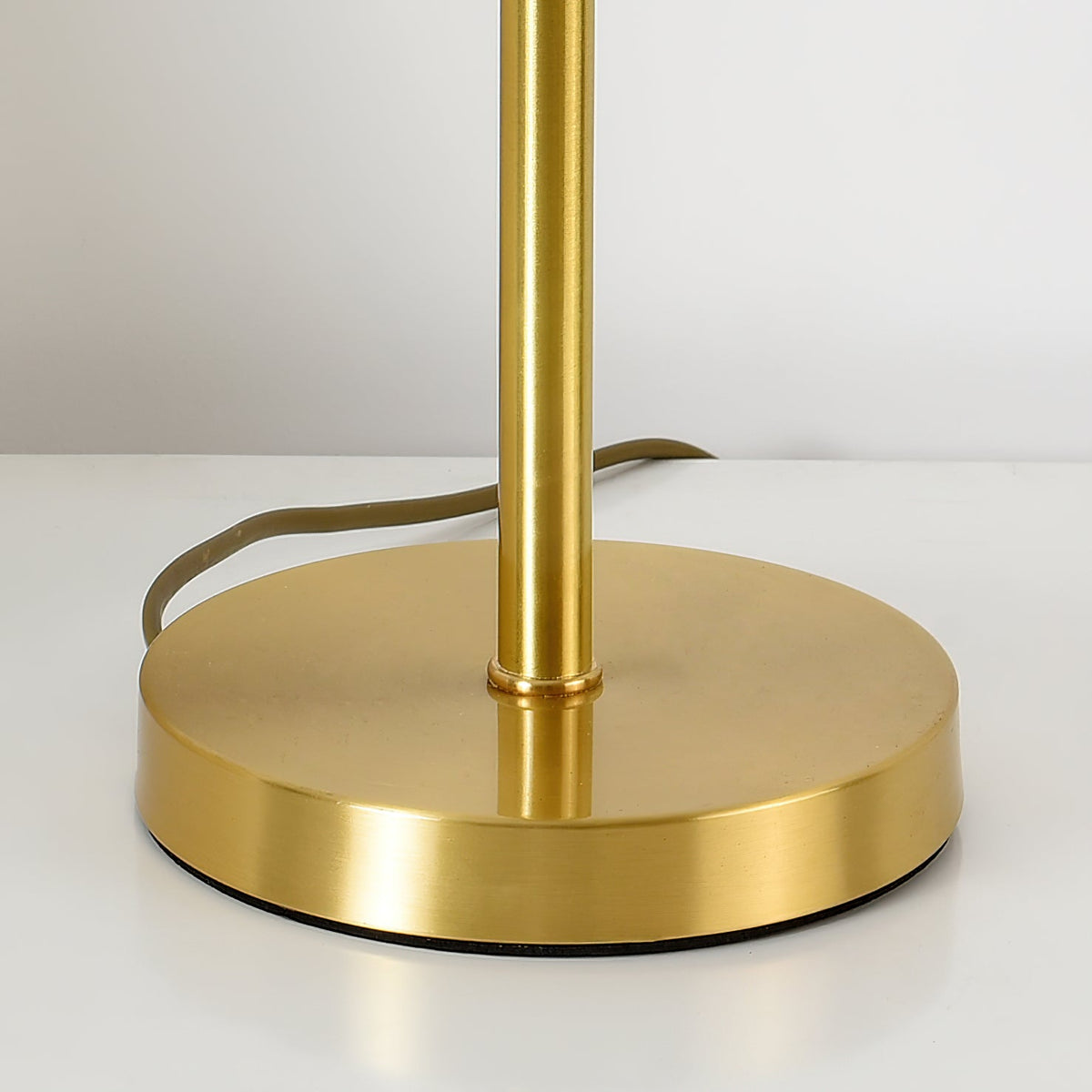 Antler Elegance Messing Tischleuchte