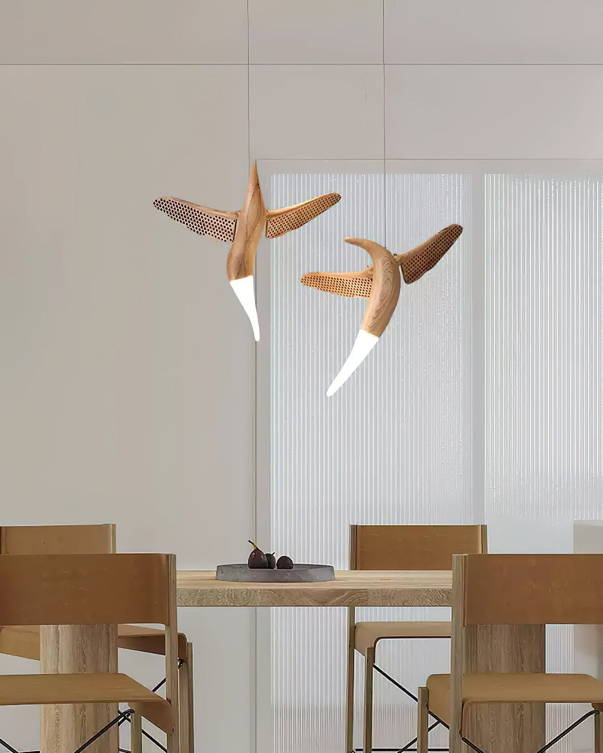 Elsilor Avian-Inspired Holz-Pendelleuchte