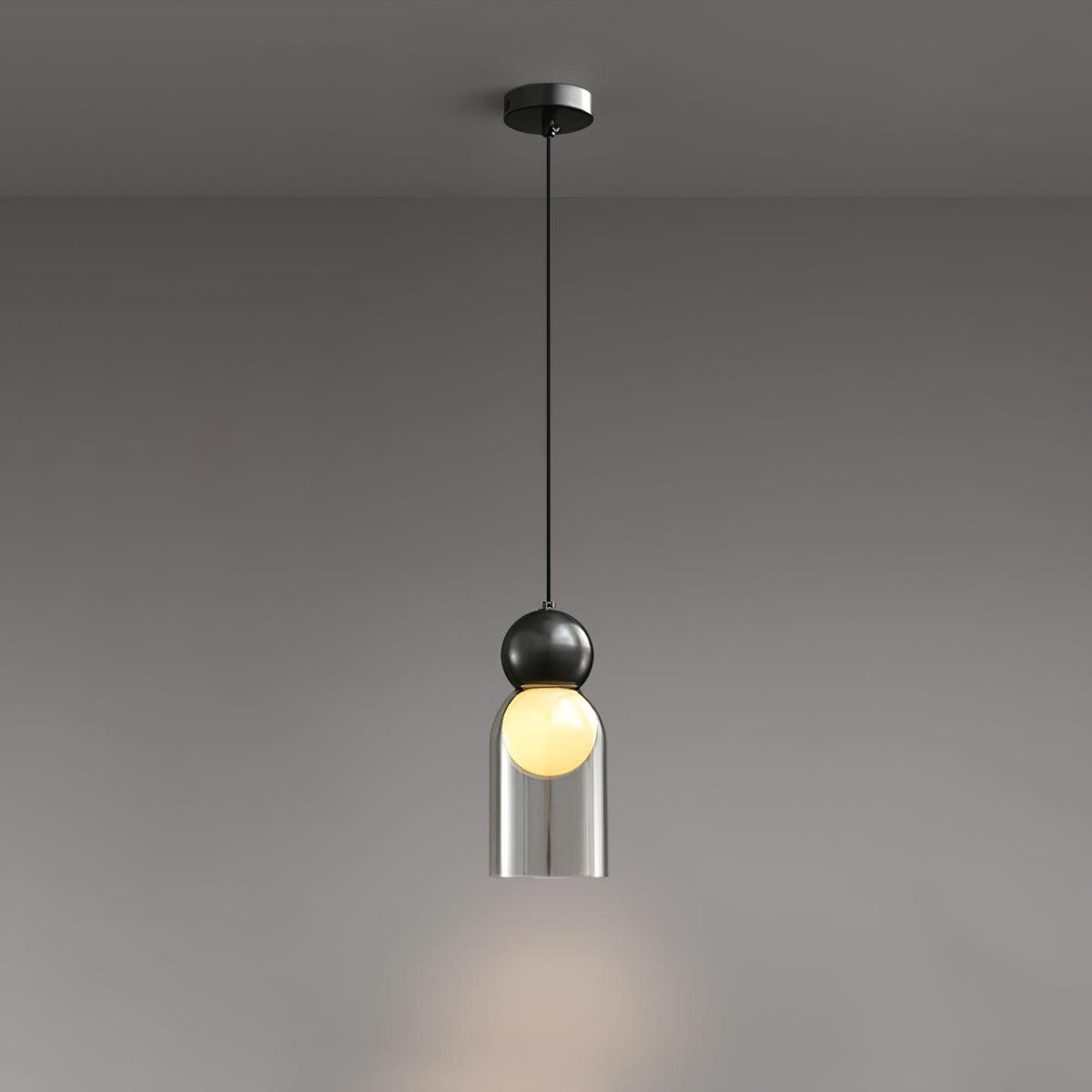 Veloina Pendelleuchte aus Messing mit Glas in geometrischem nordischem Stil