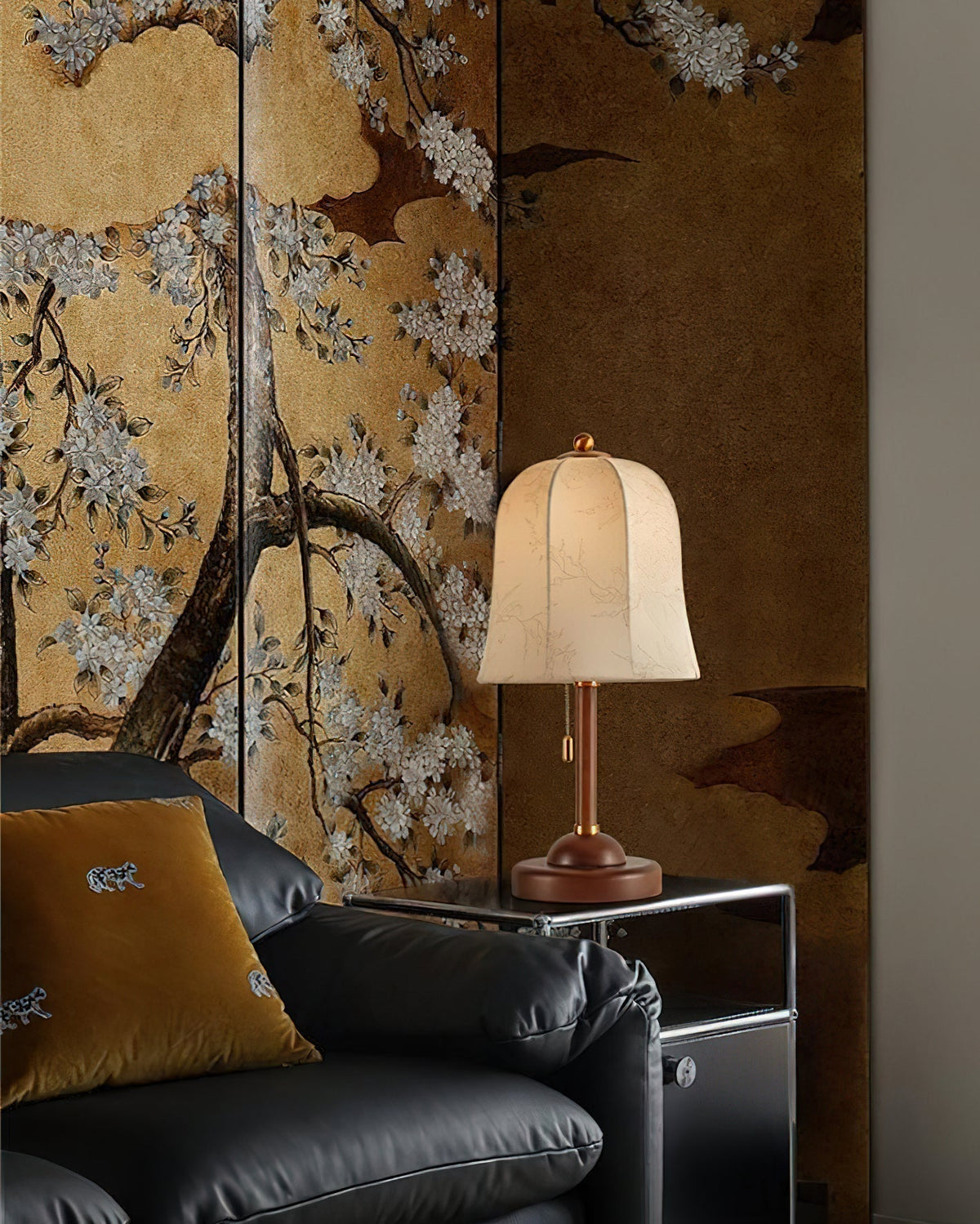 Ivelen Tischleuchte aus Eschenholz im Wabi-Sabi-Stil