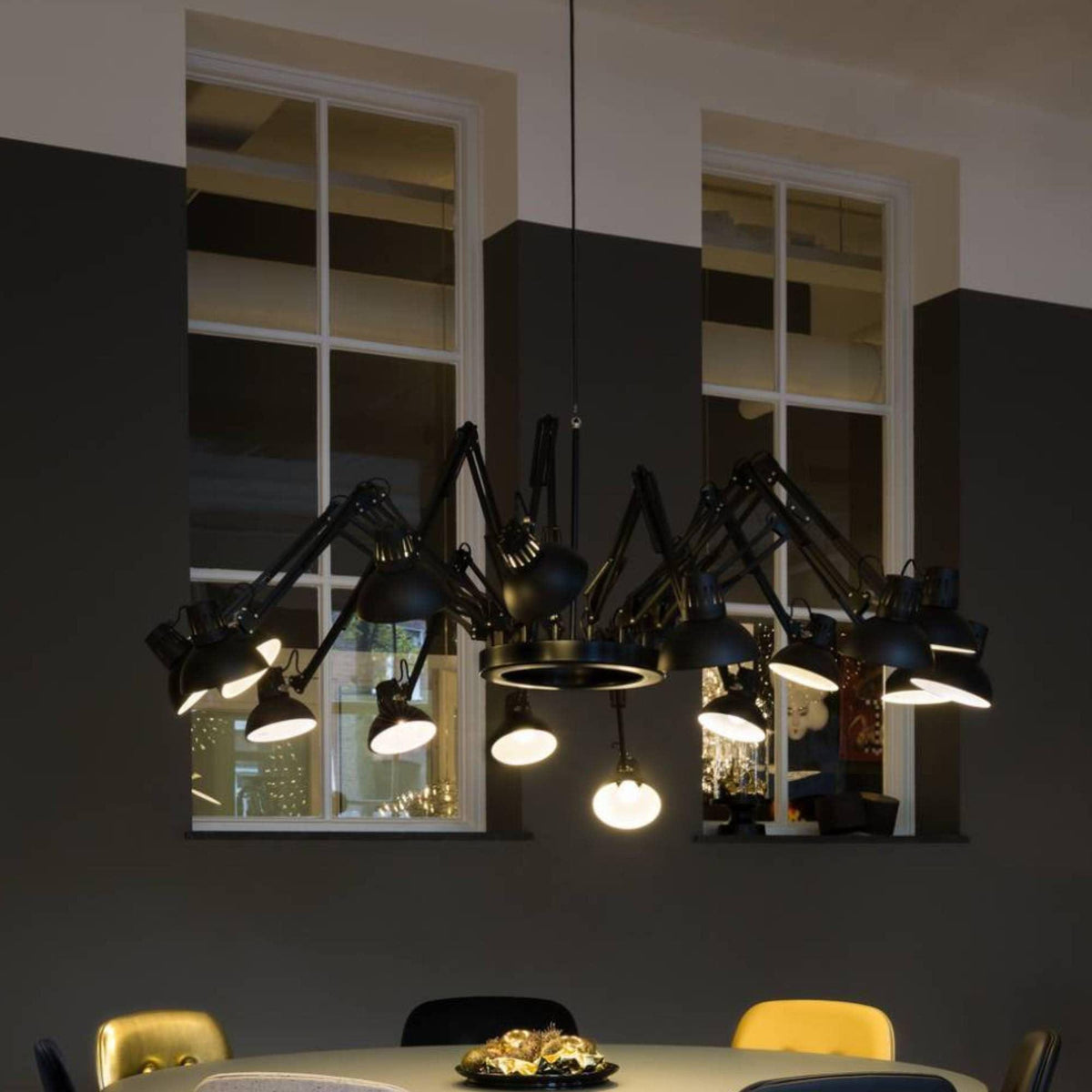 Livenu Kronleuchter Schwarz verstellbar Multi-Arm